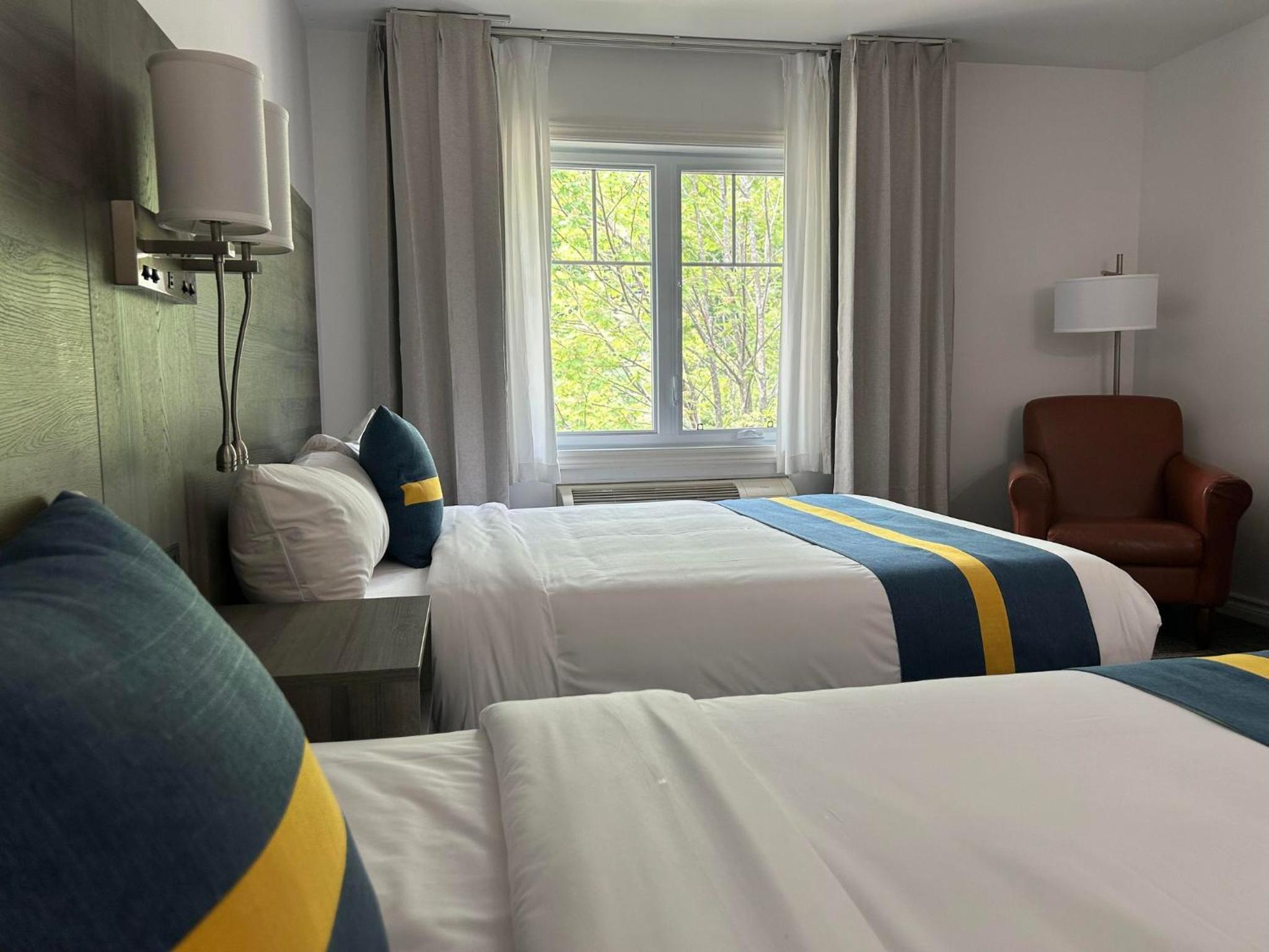 Luxury Quadruple Room - Photo 6