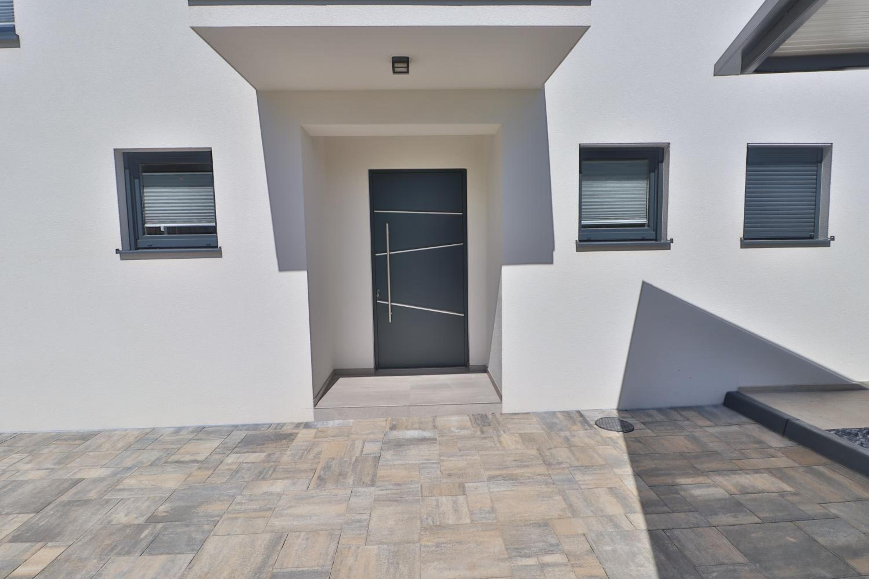 Villa photo 3