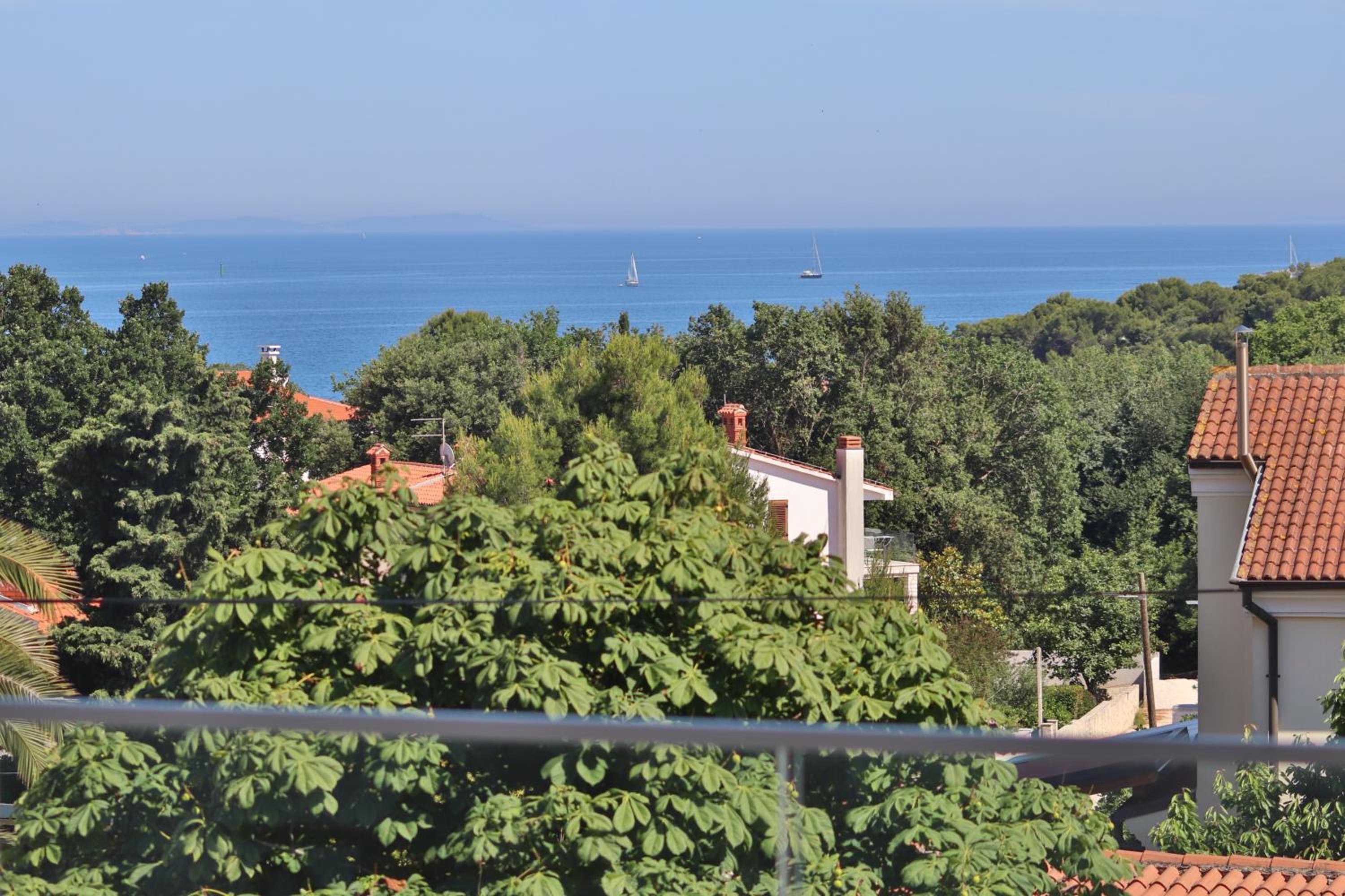 Villa photo 2