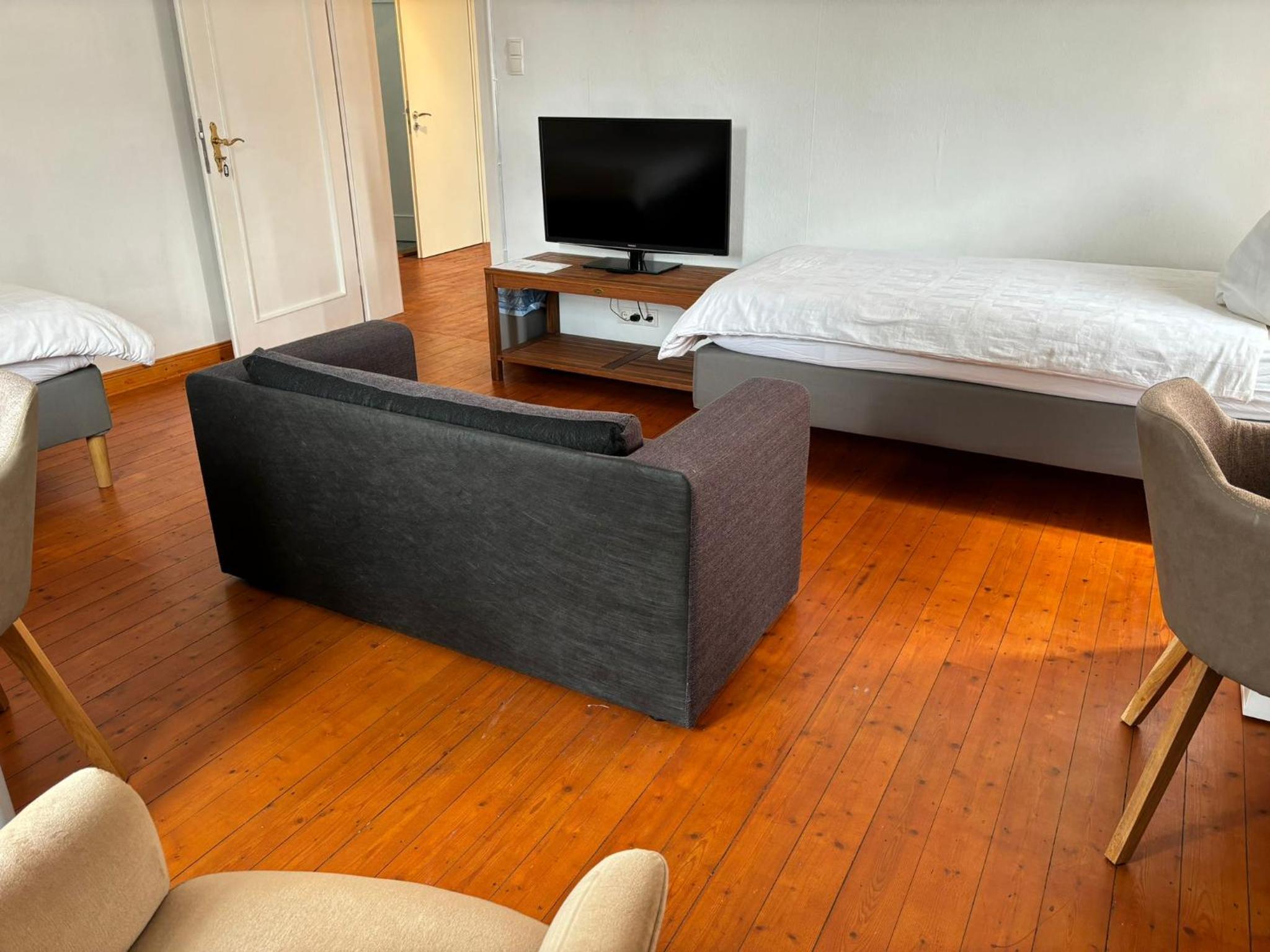 Budget Double Room photo 2