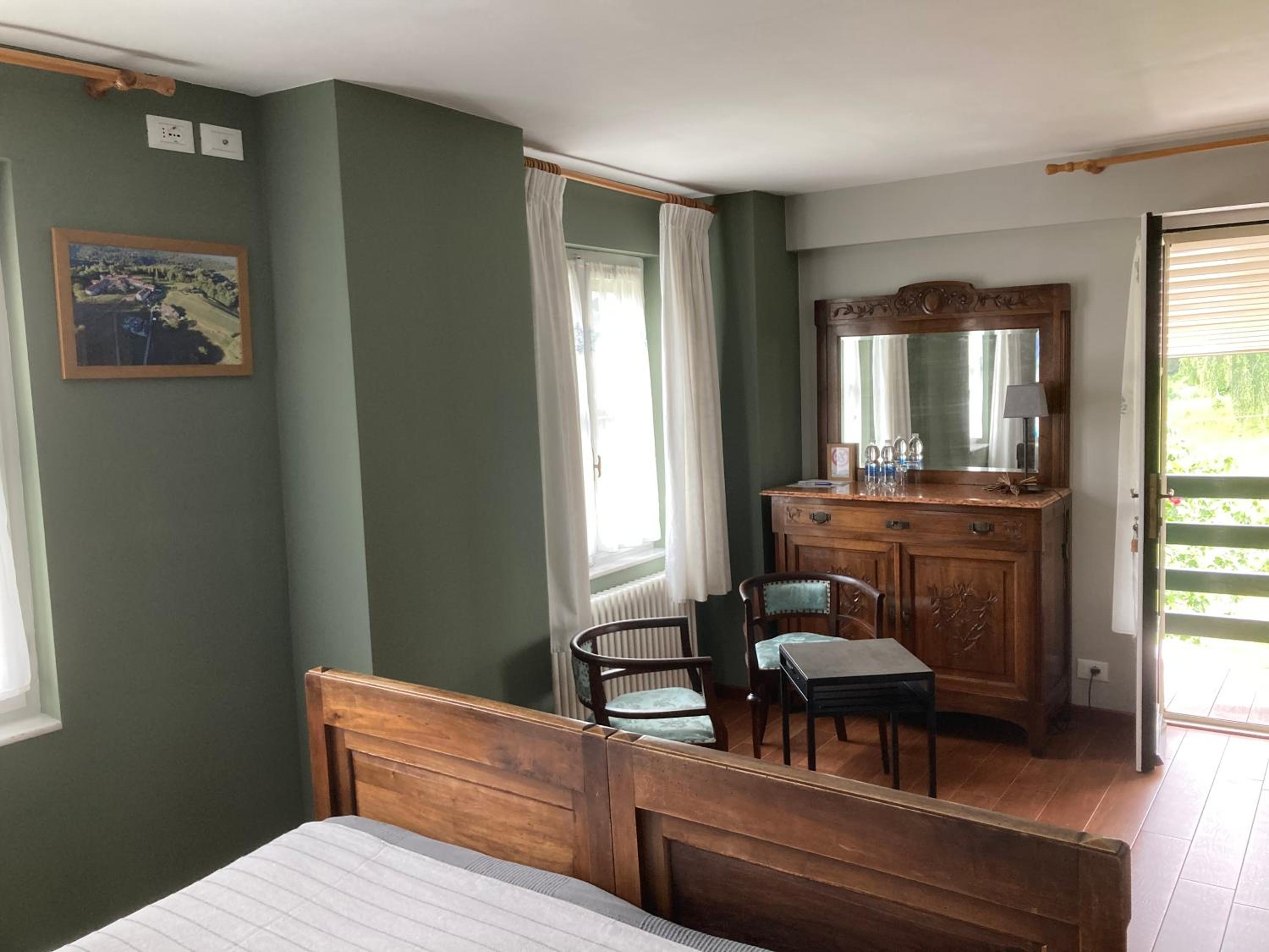 Double Room with Private Bathroom photo 1