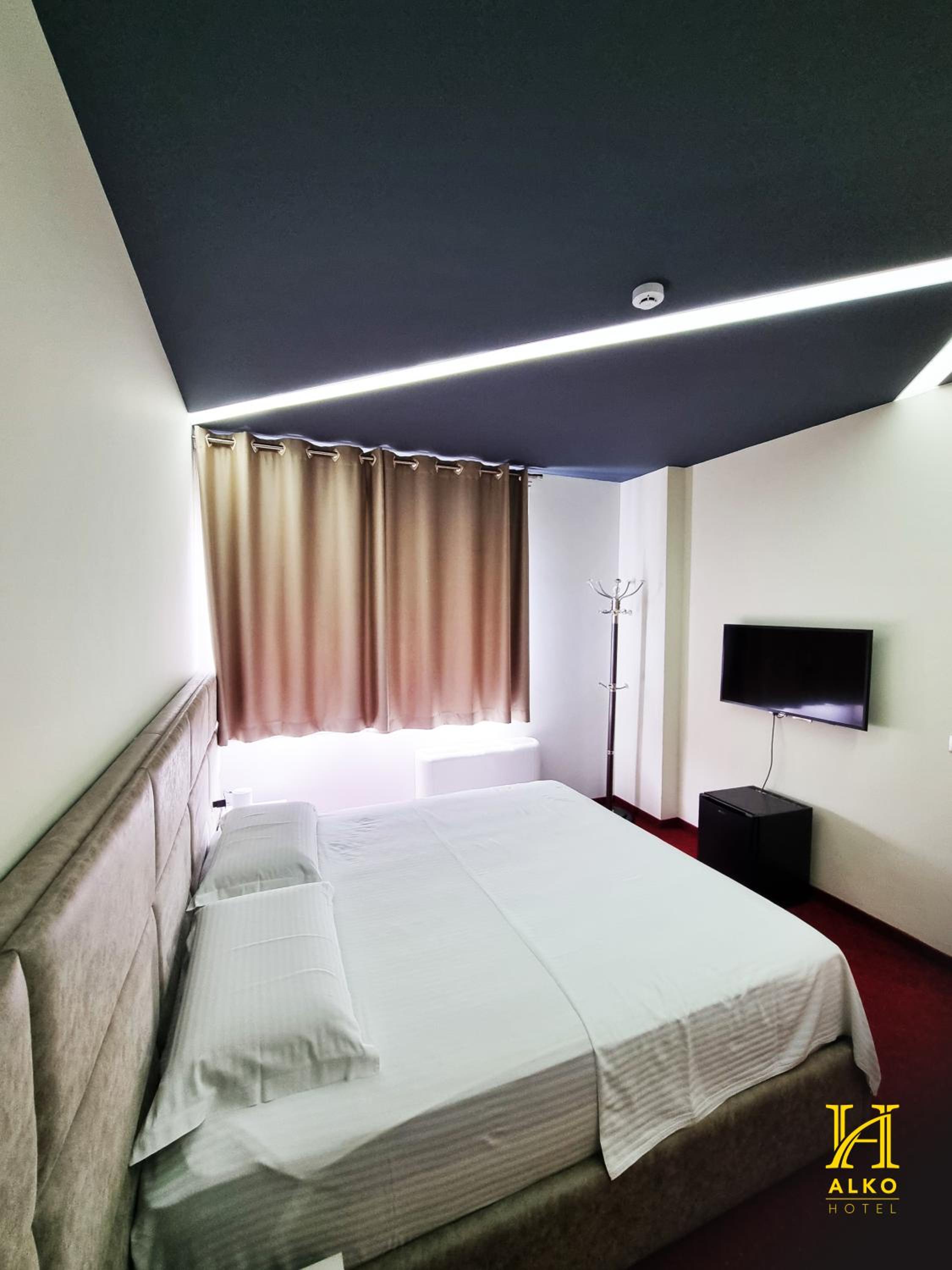 Standard Double Room photo 2