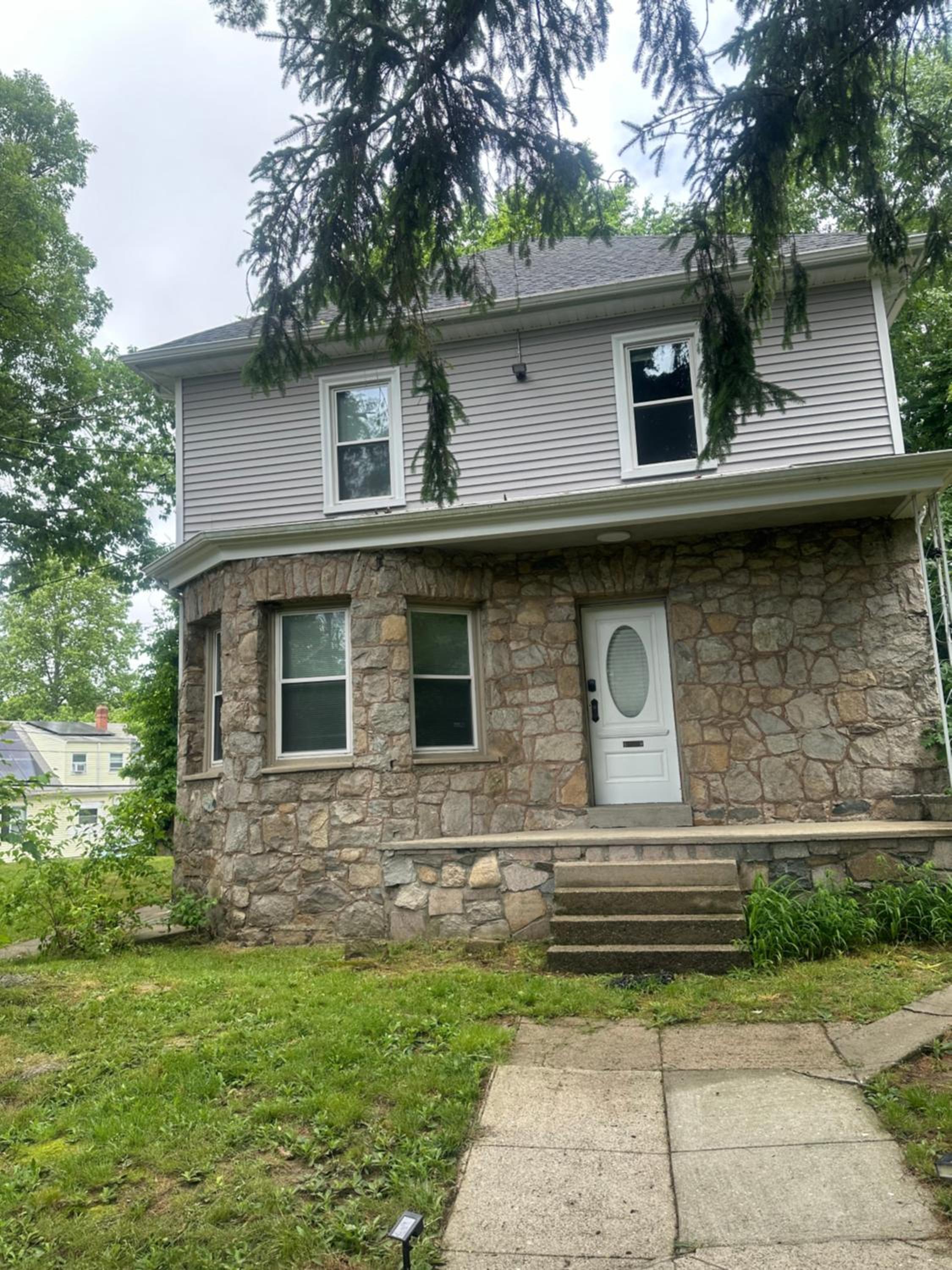 Four-Bedroom House photo 2