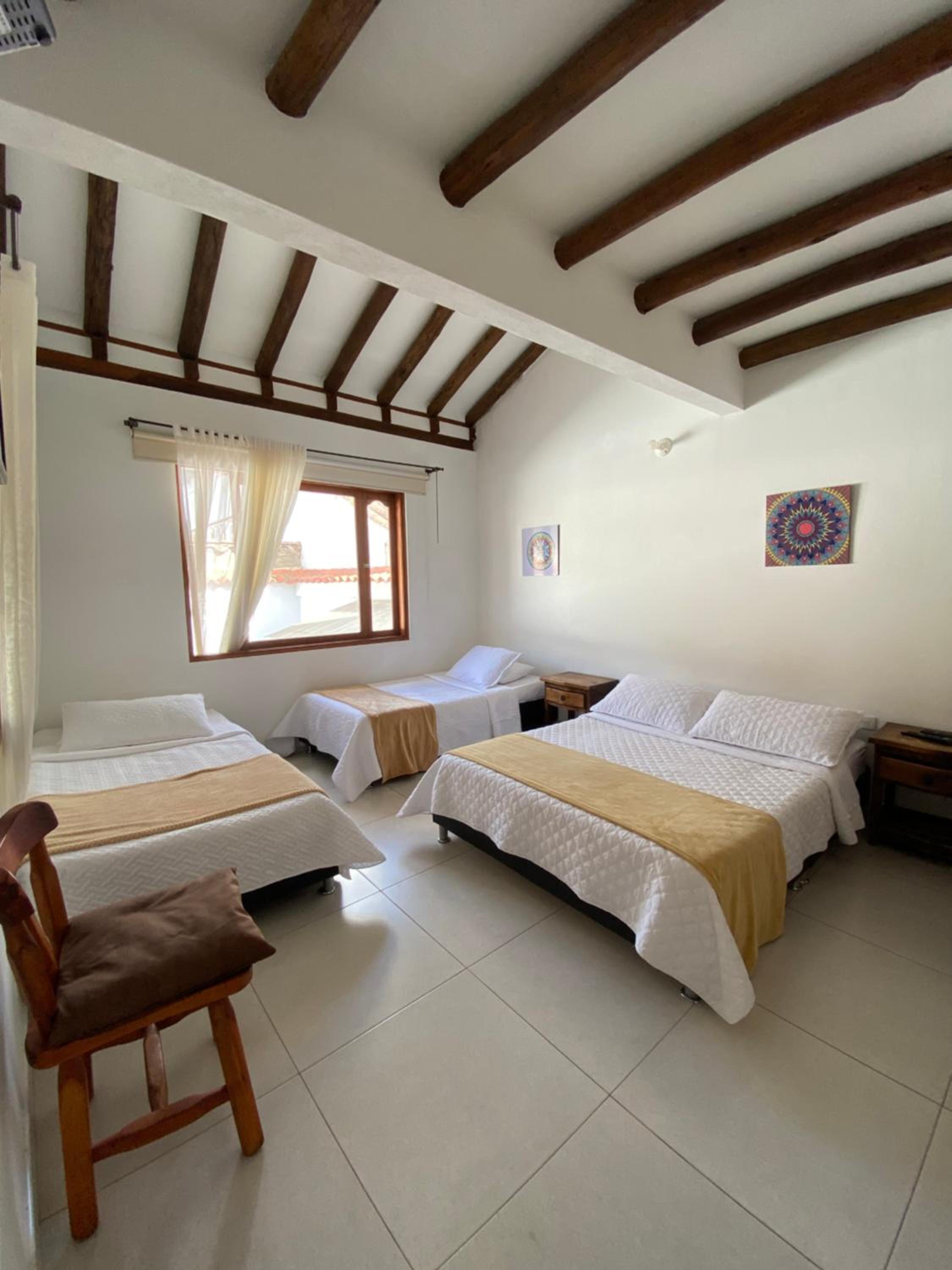 Quadruple Room with Mountain View photo 2