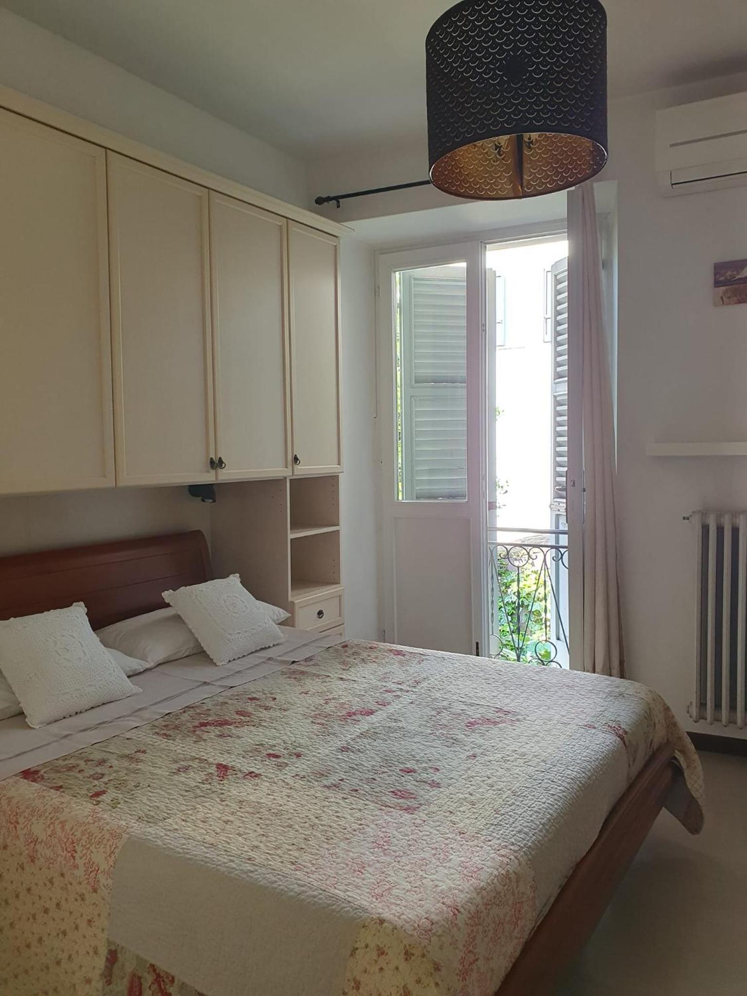 One-Bedroom Apartment with Garden View - Photo 1