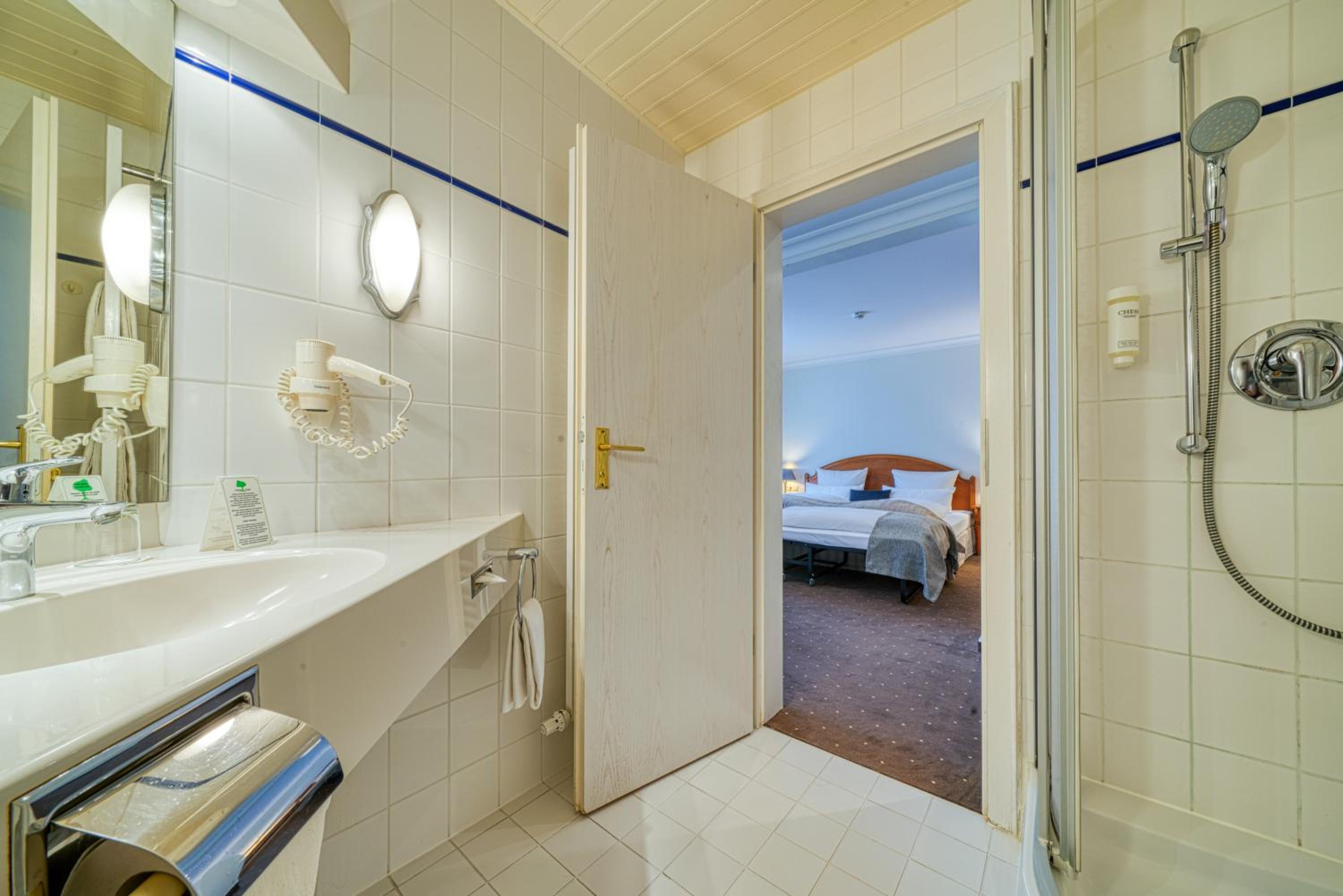 Triple Room - Photo 8