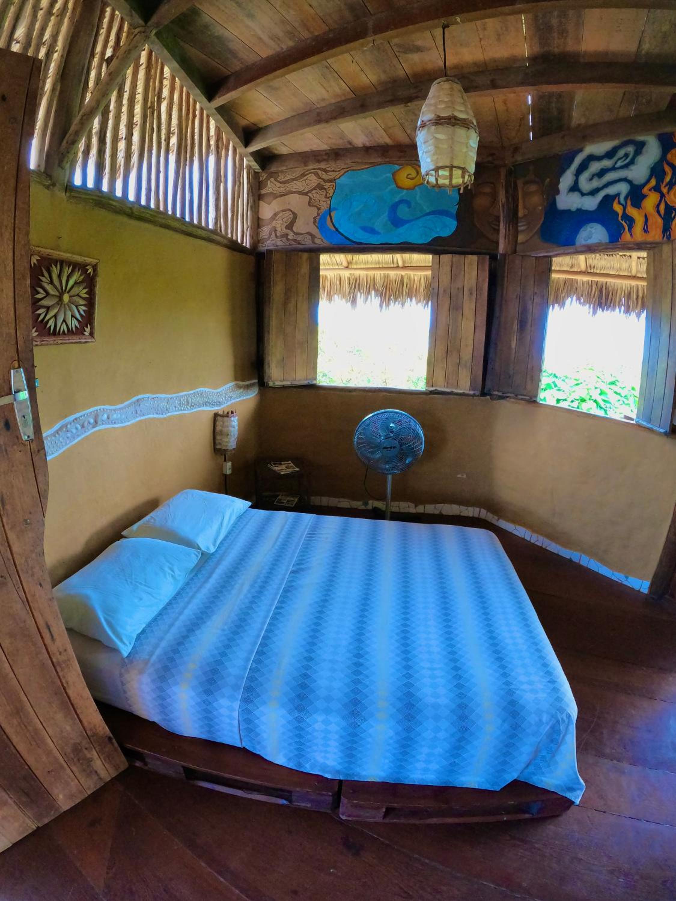 Double Room with Sea View - Photo 3