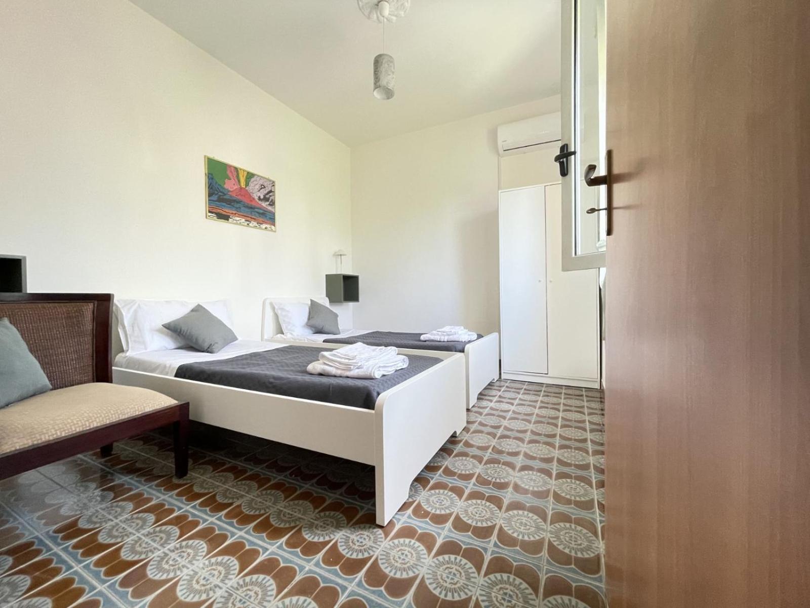 Two-Bedroom House photo 3