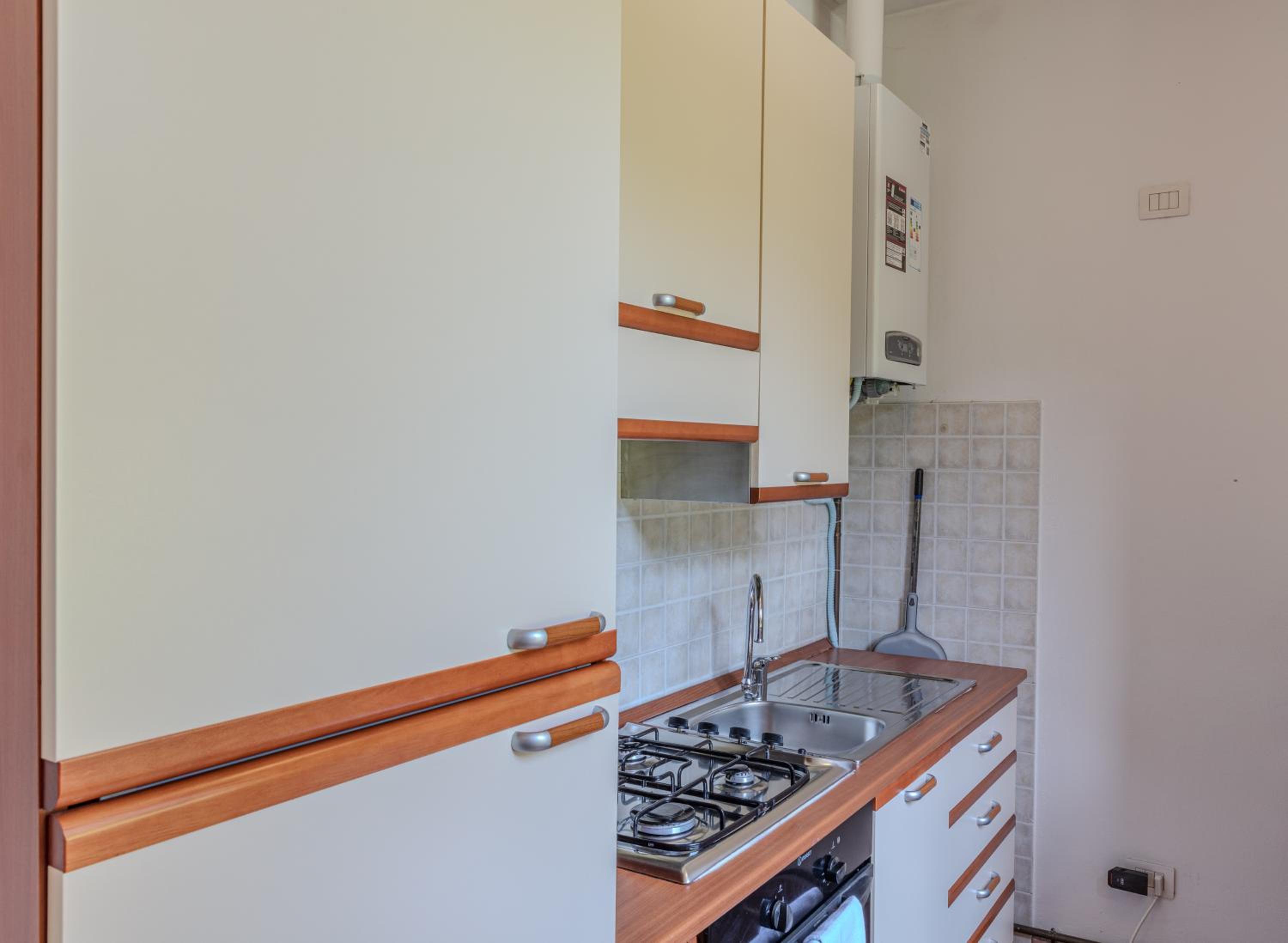 Apartment - Photo 9