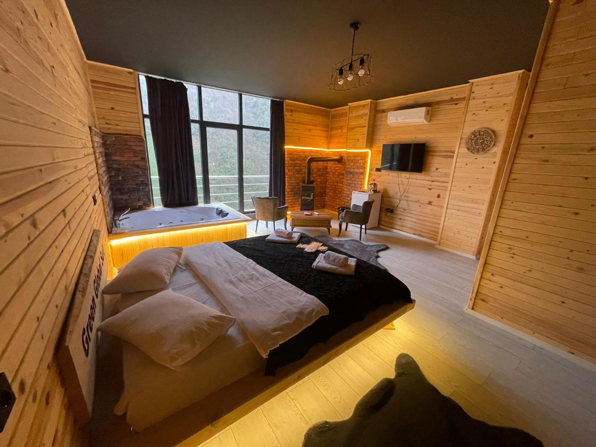 Two-Bedroom Apartment With River View photo 1