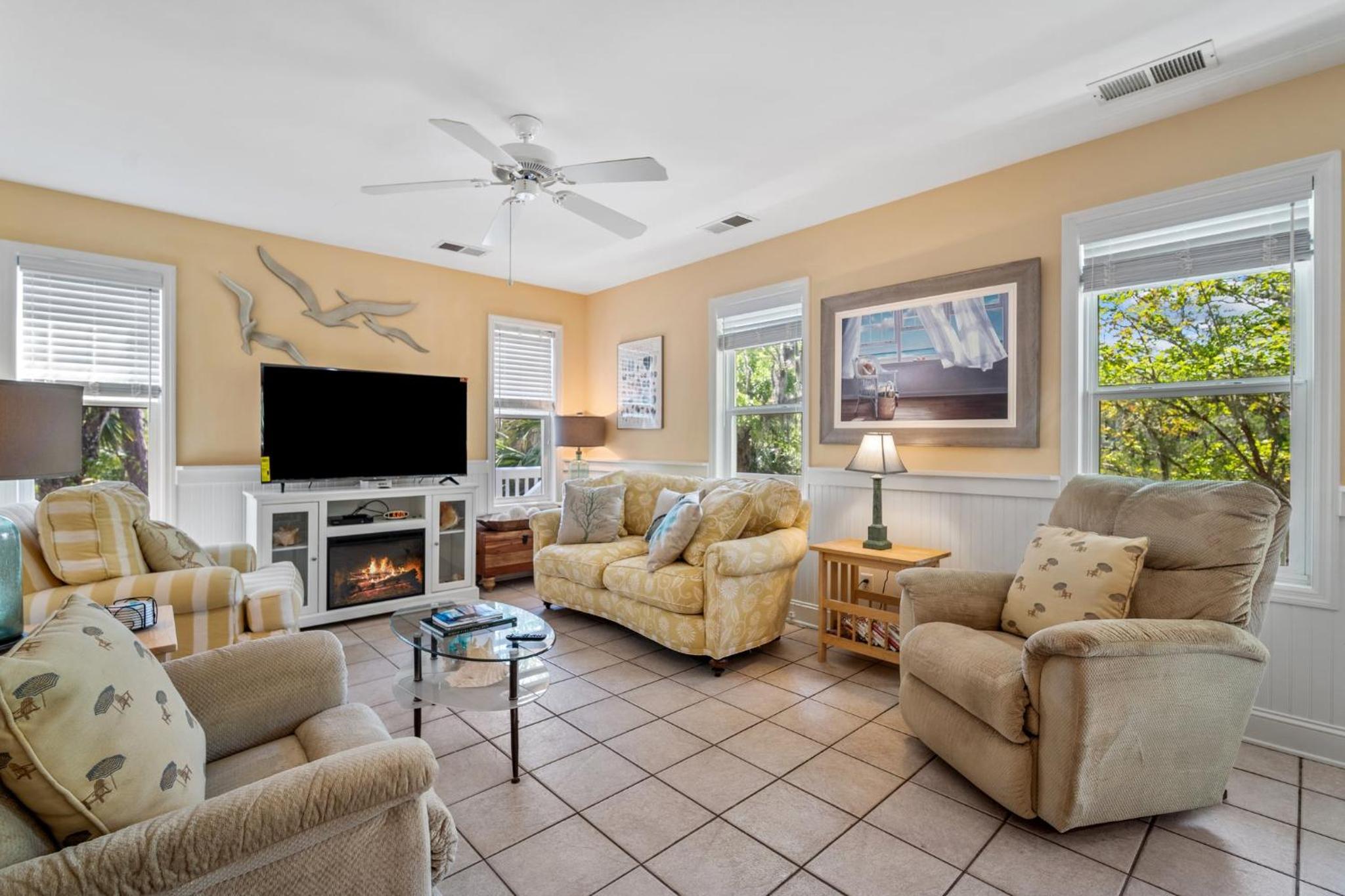Three-Bedroom House photo 1