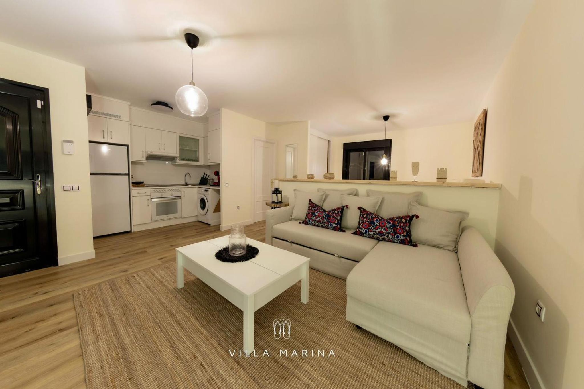 Apartamento de una habitación con piscina compartida