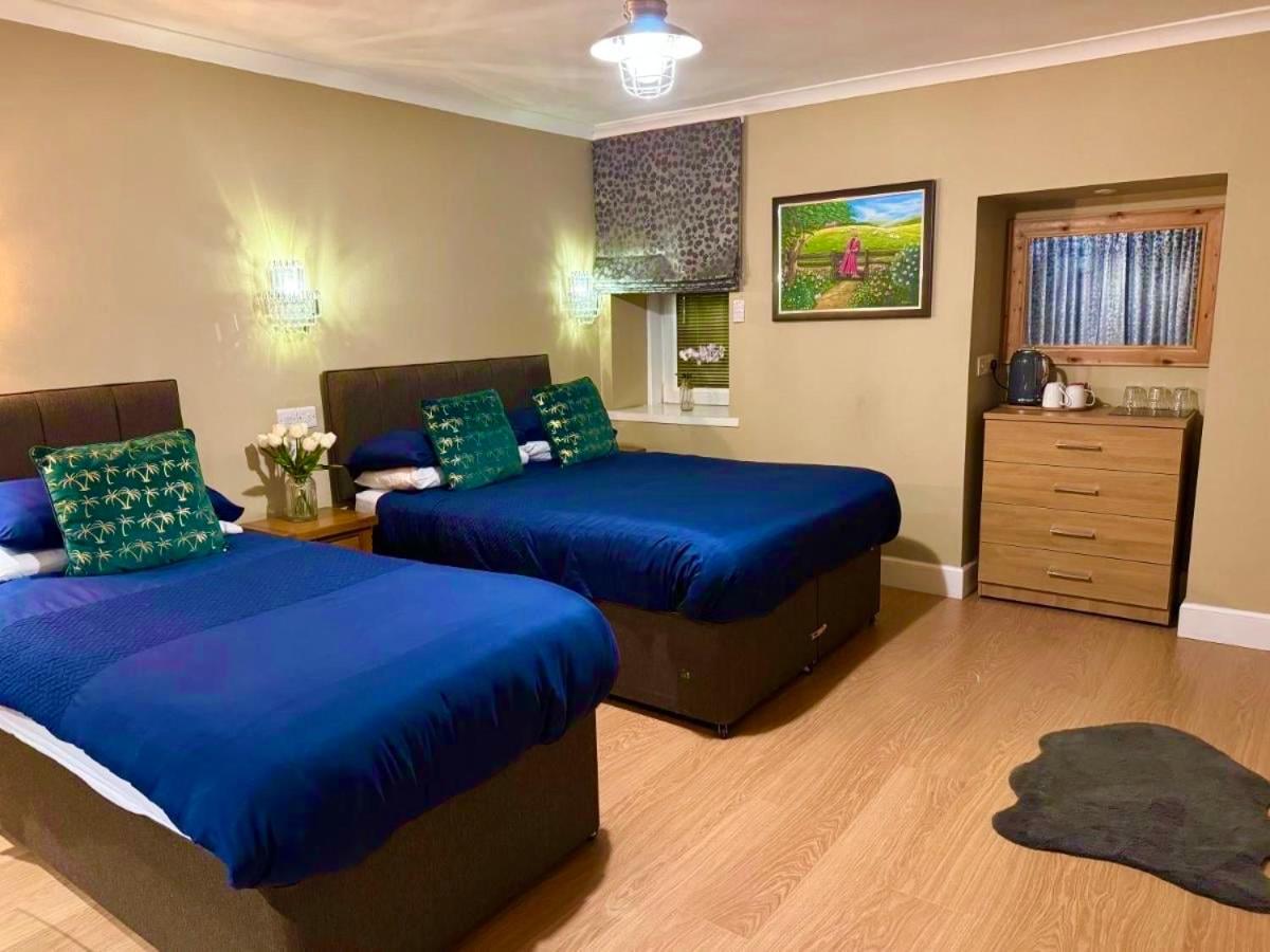 Triple Room with Private Bathroom - Photo 1