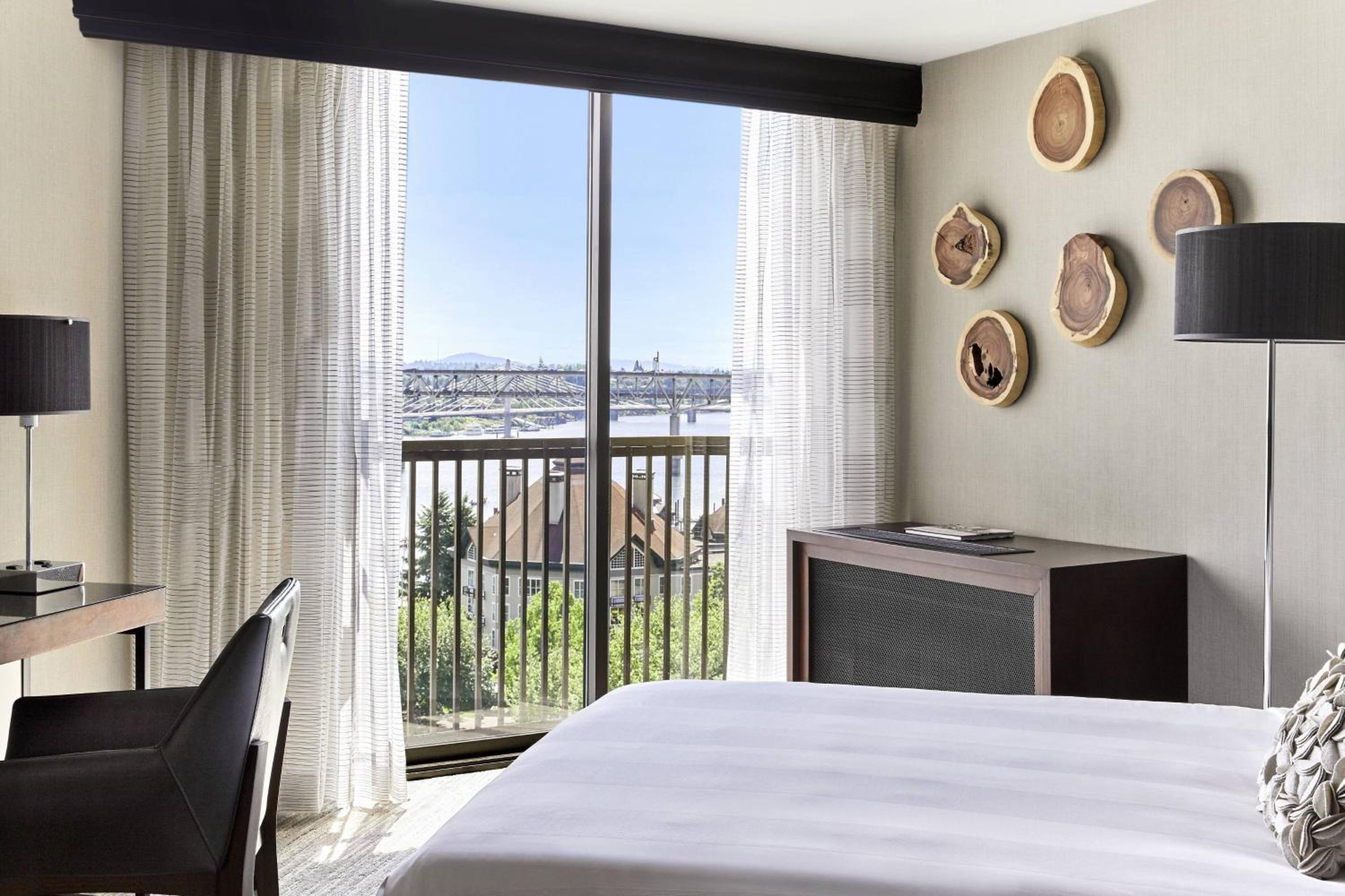 Guest Room with Two Queen Beds and Water View - Photo 5