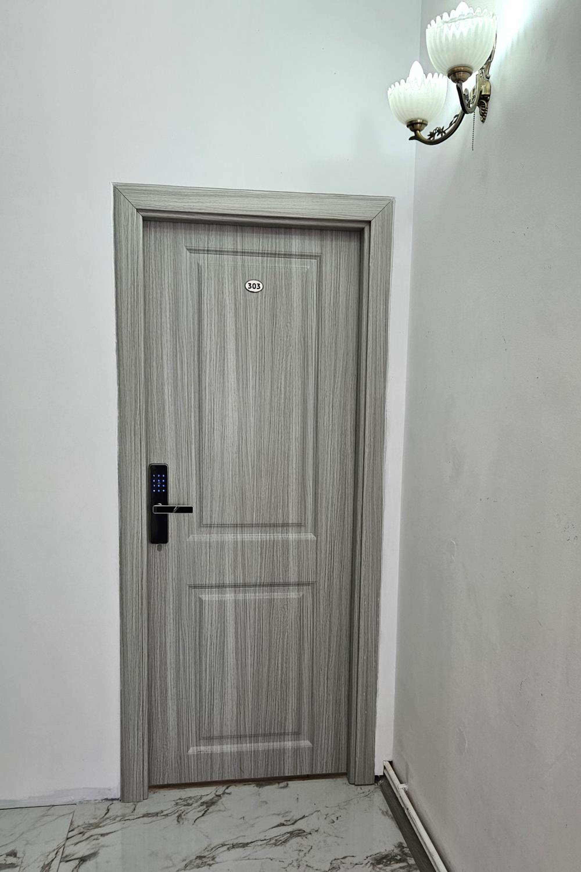 Double Room - Photo 8