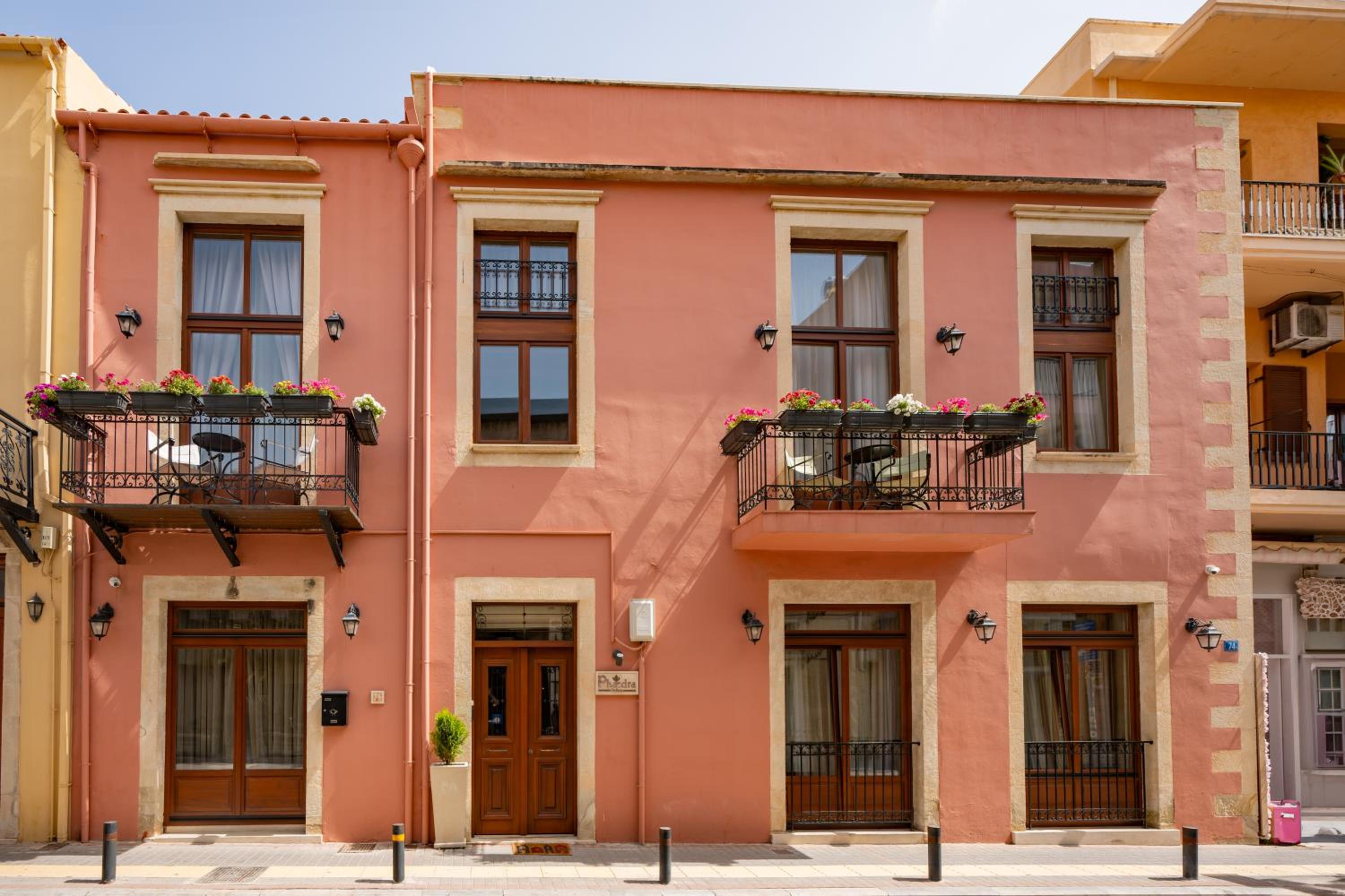 Apartment - Split Level - Photo 10