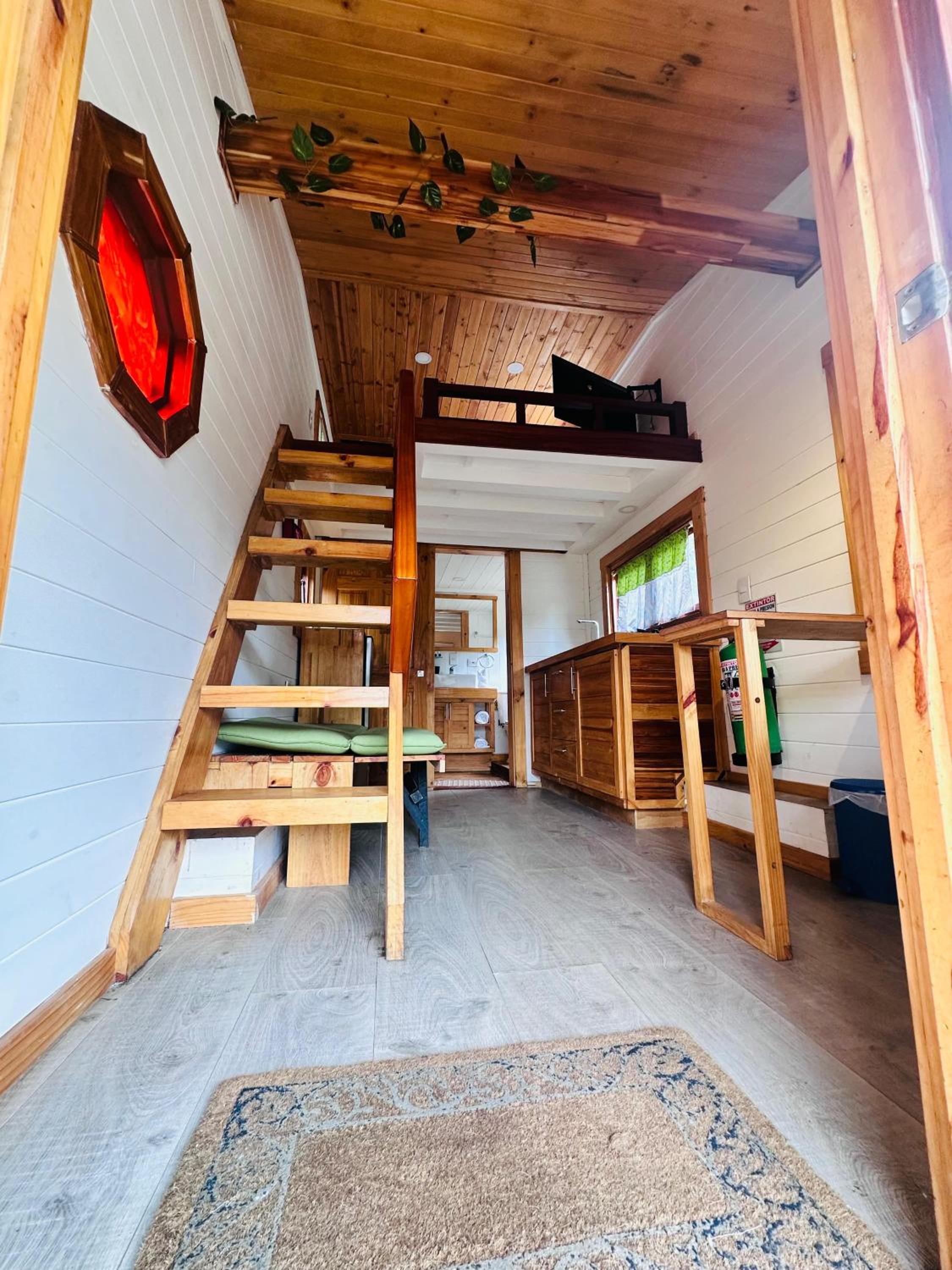 Mobile Home photo 3