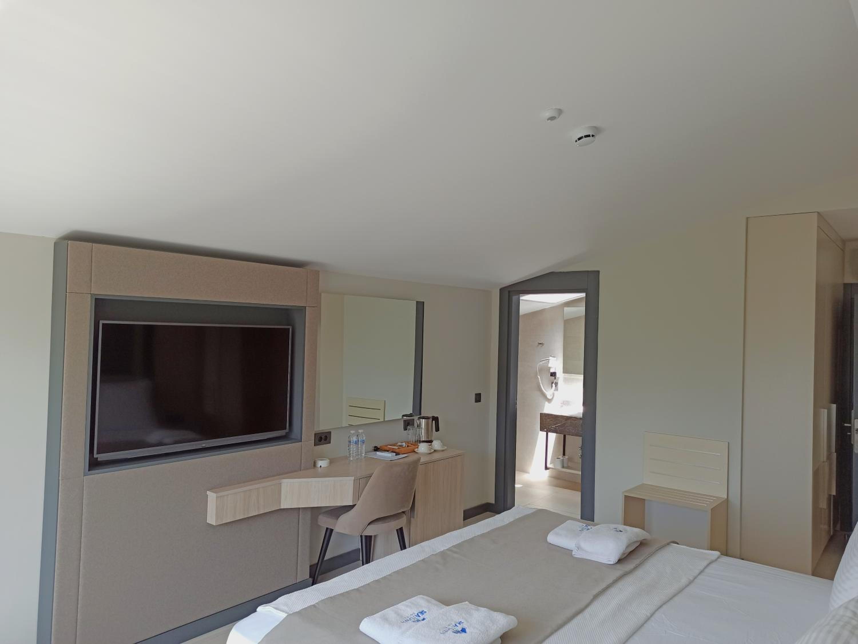 Superior Double Room - Photo 20