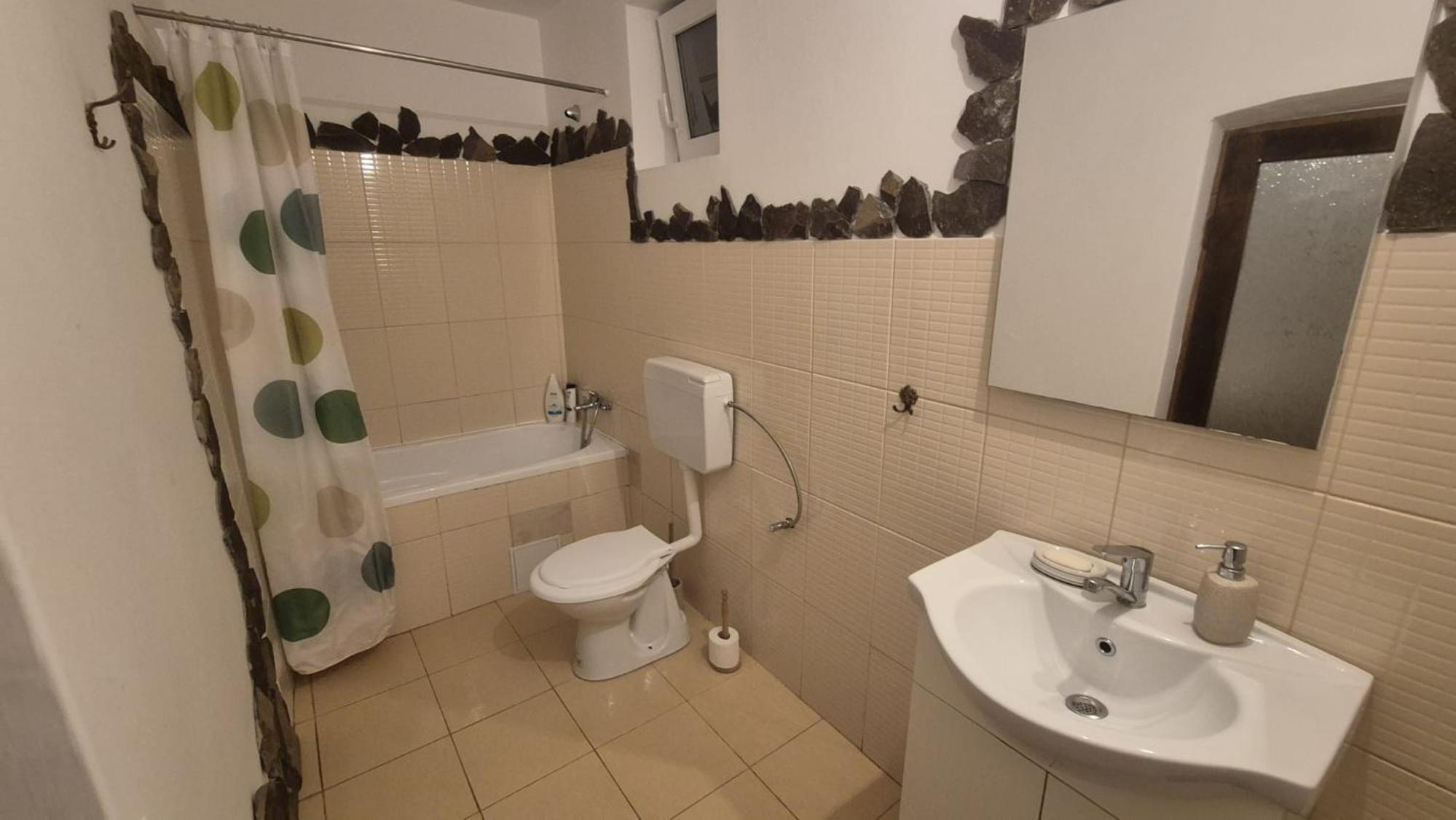 Triple Room - Photo 2