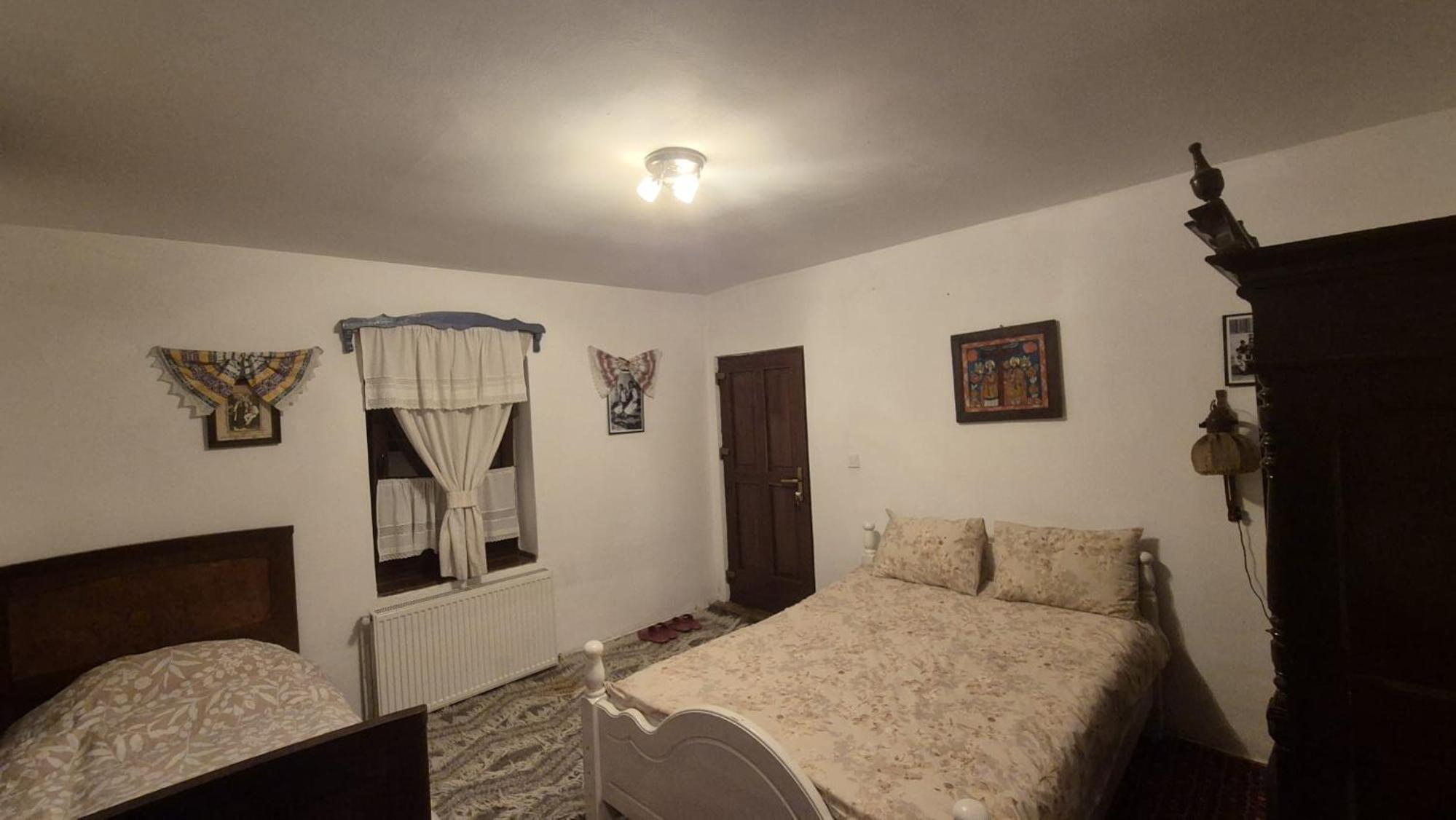 Triple Room - Photo 6