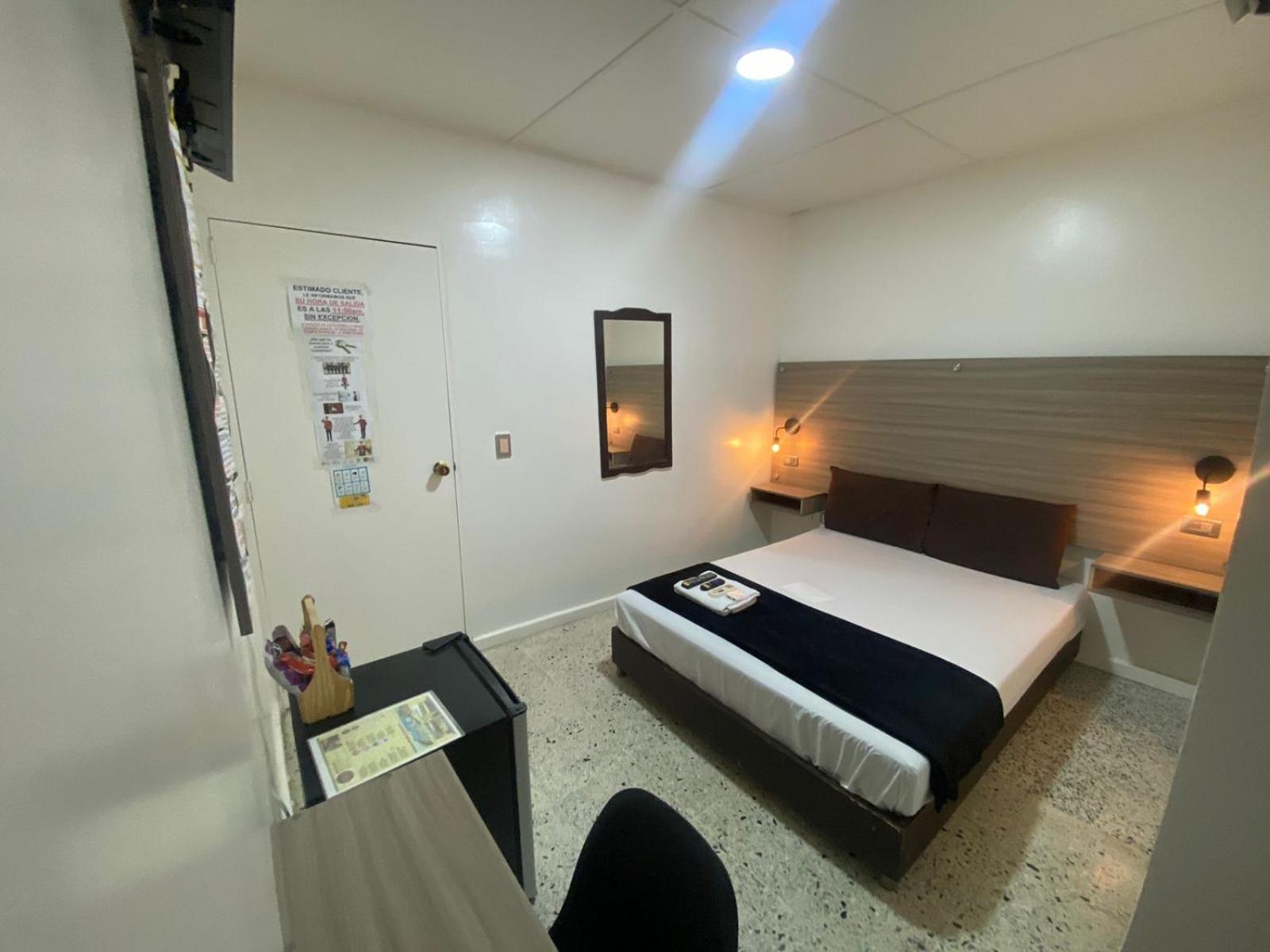 Standard Double Room photo 2