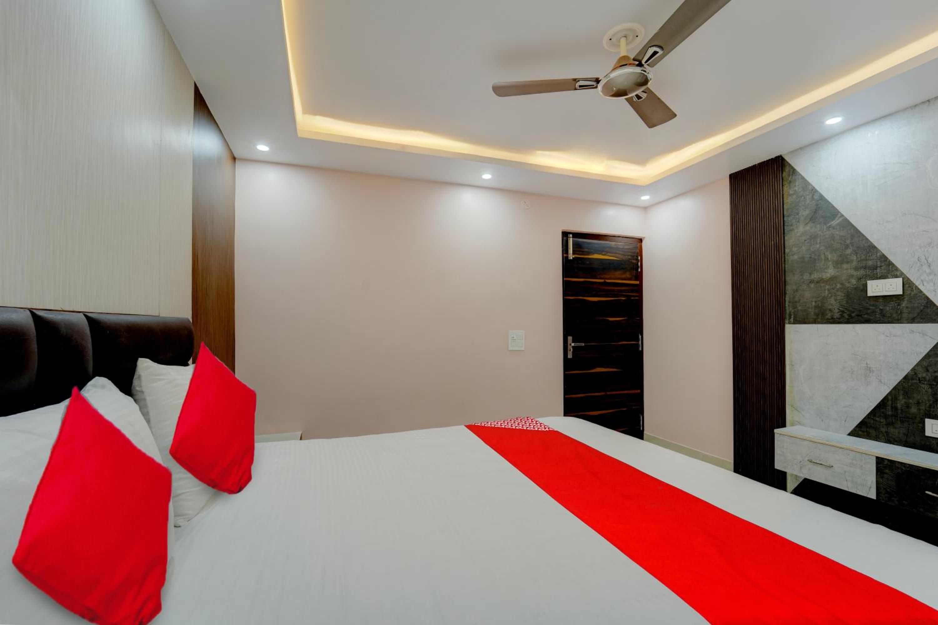 Standard Double Room photo 2