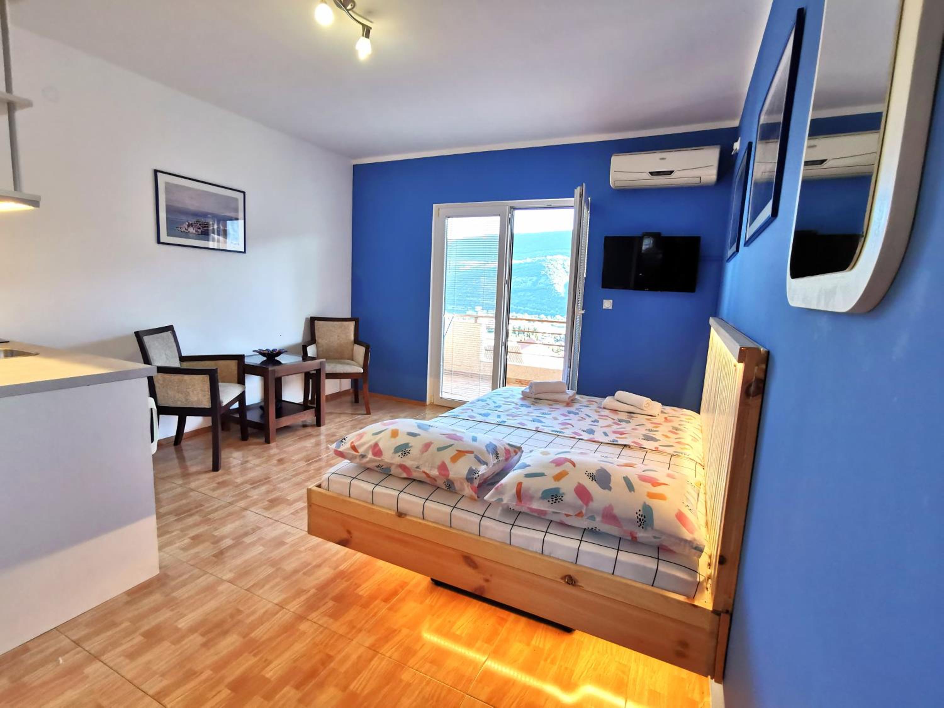 Studio with Sea View