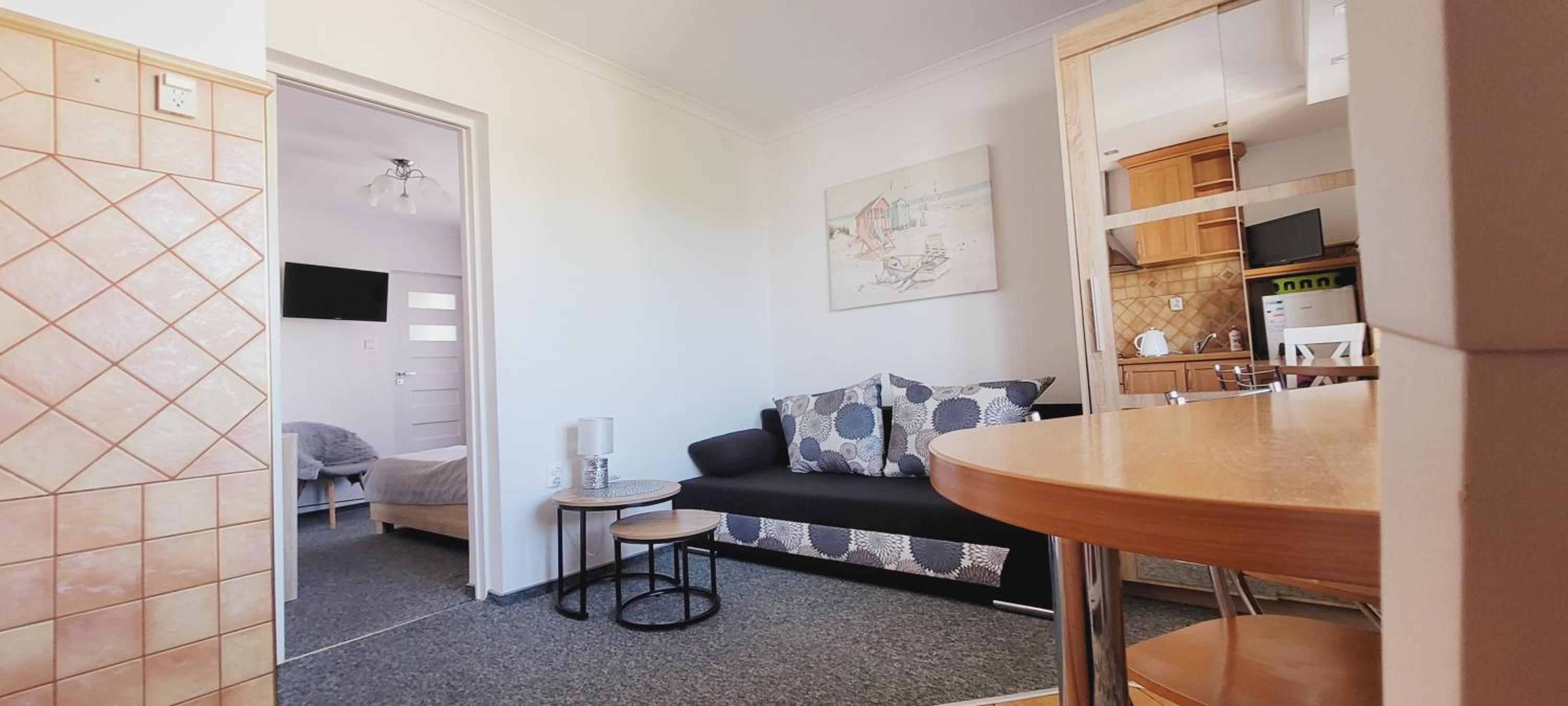 Studio Apartment photo 2
