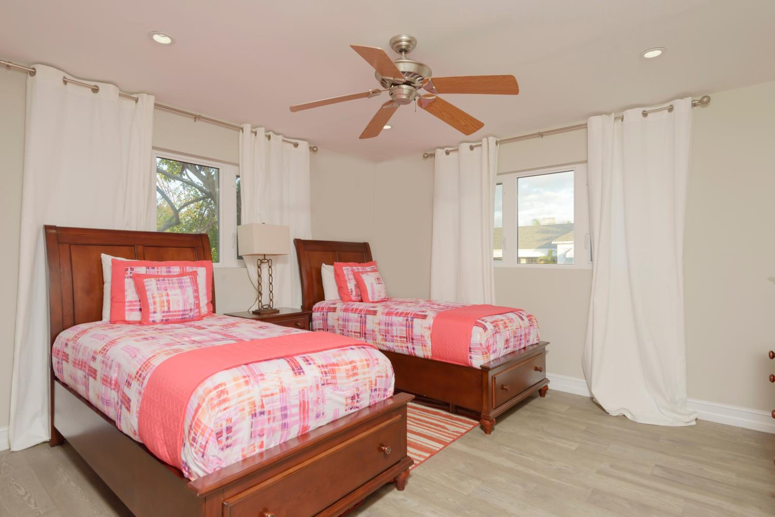 Villa photo 3