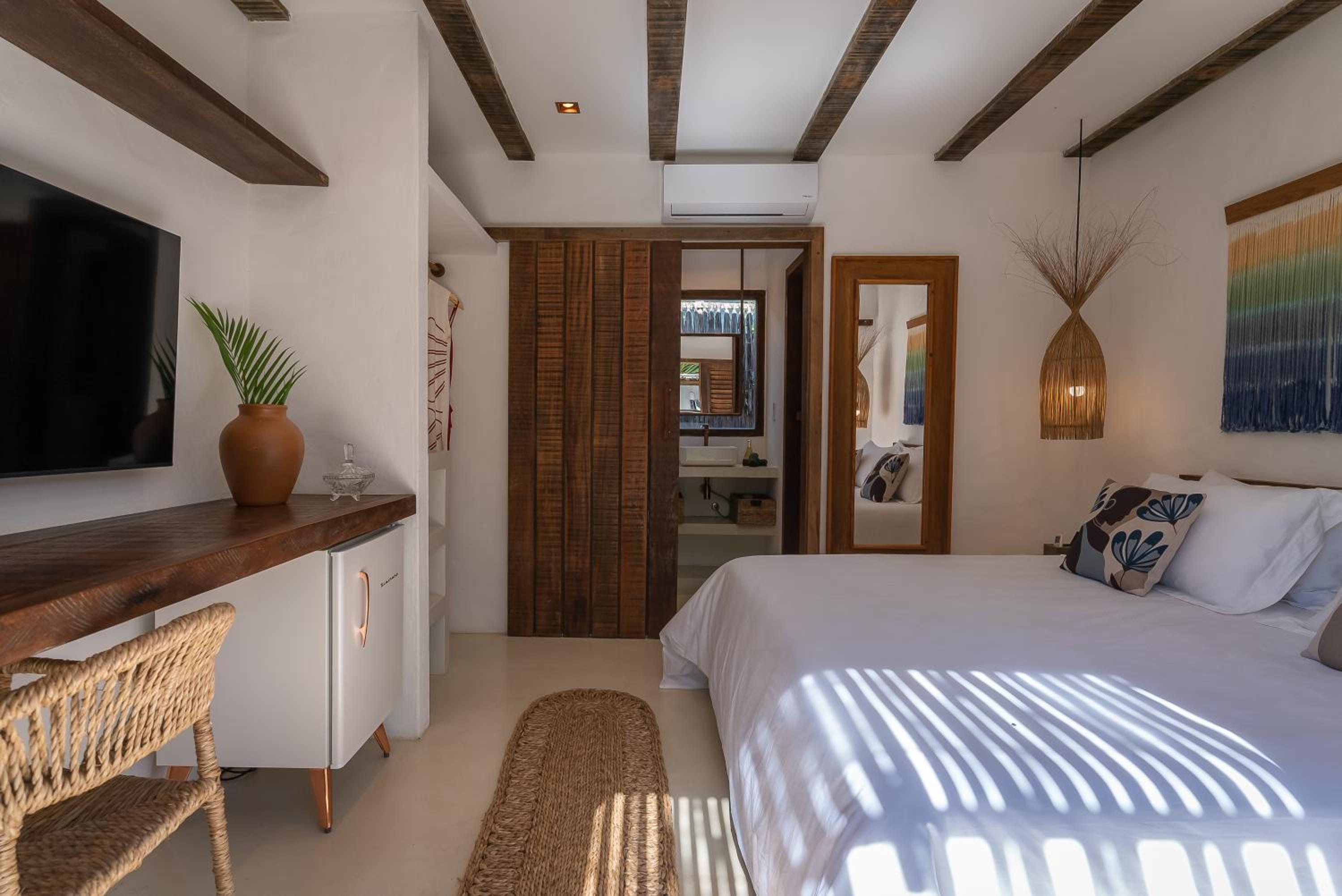 King Room with Pool View photo 3