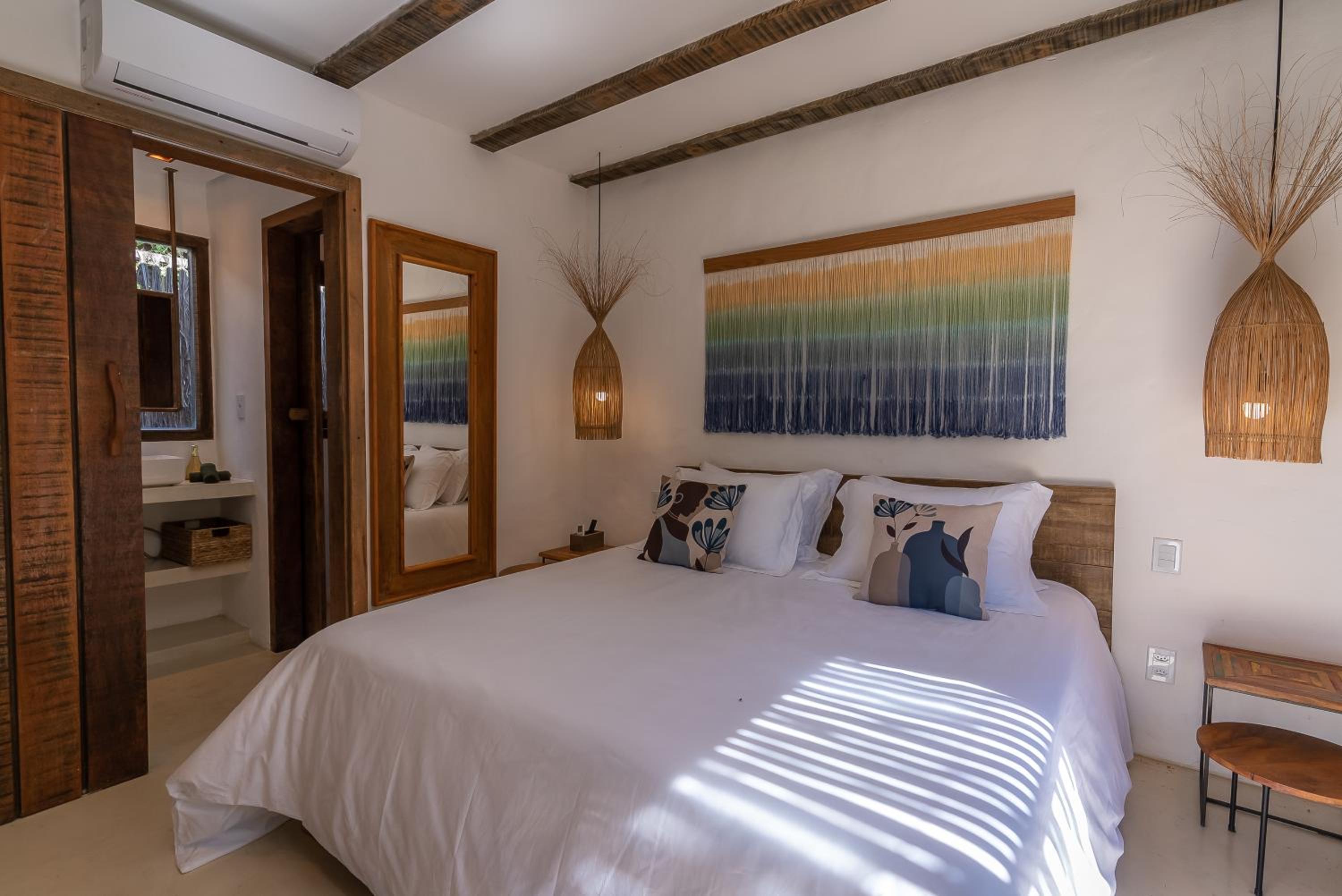 King Room with Pool View photo 2