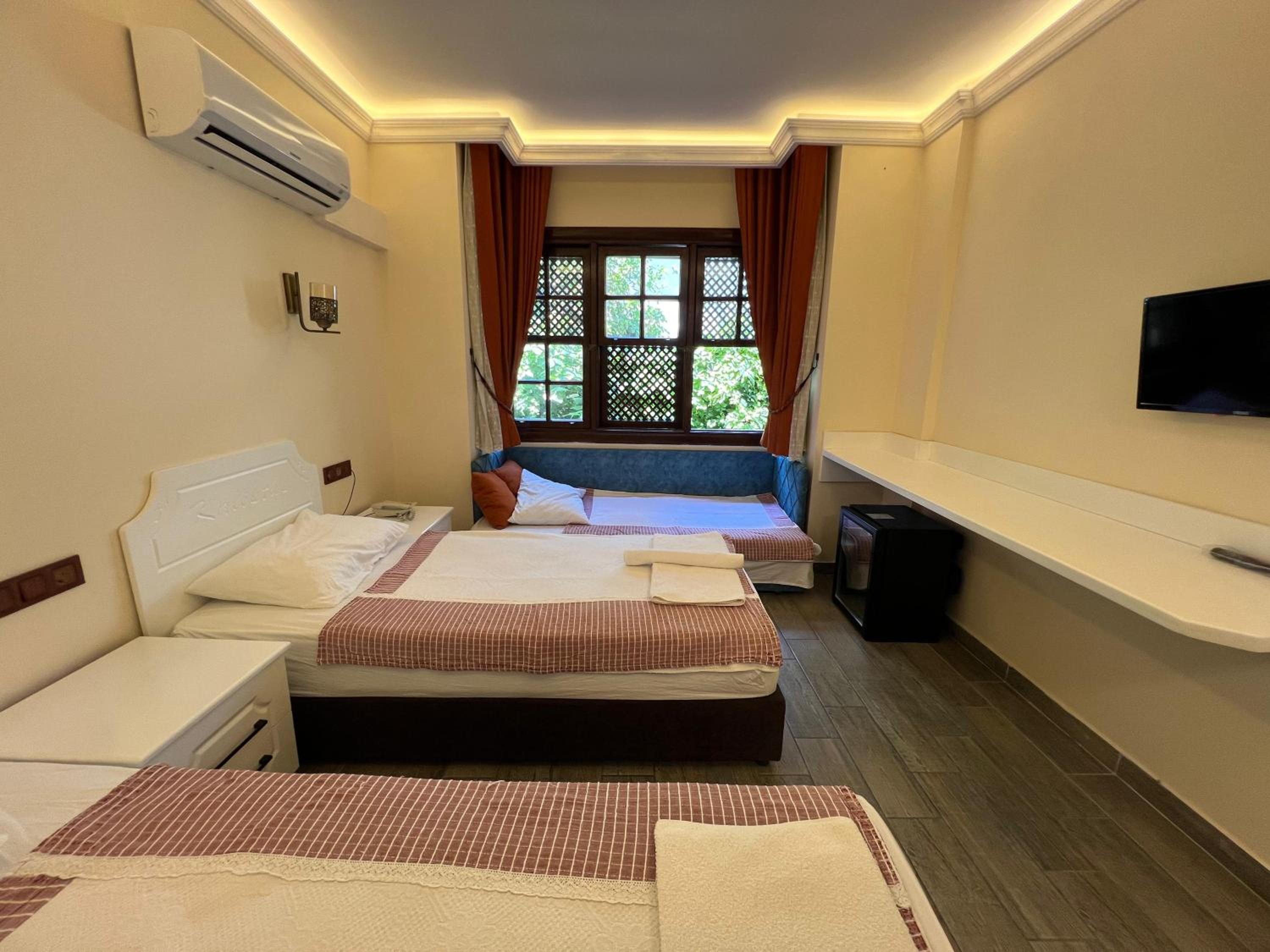Triple Room photo 2
