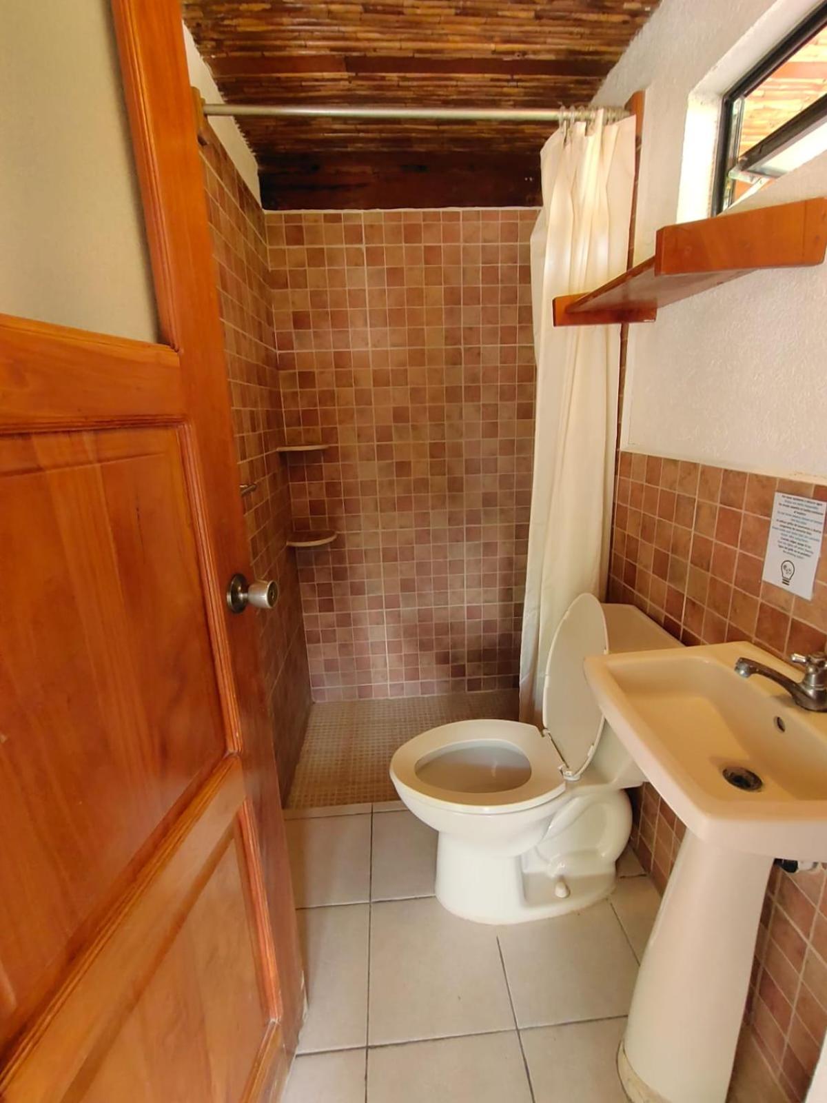 Double Room with Private Bathroom photo 3