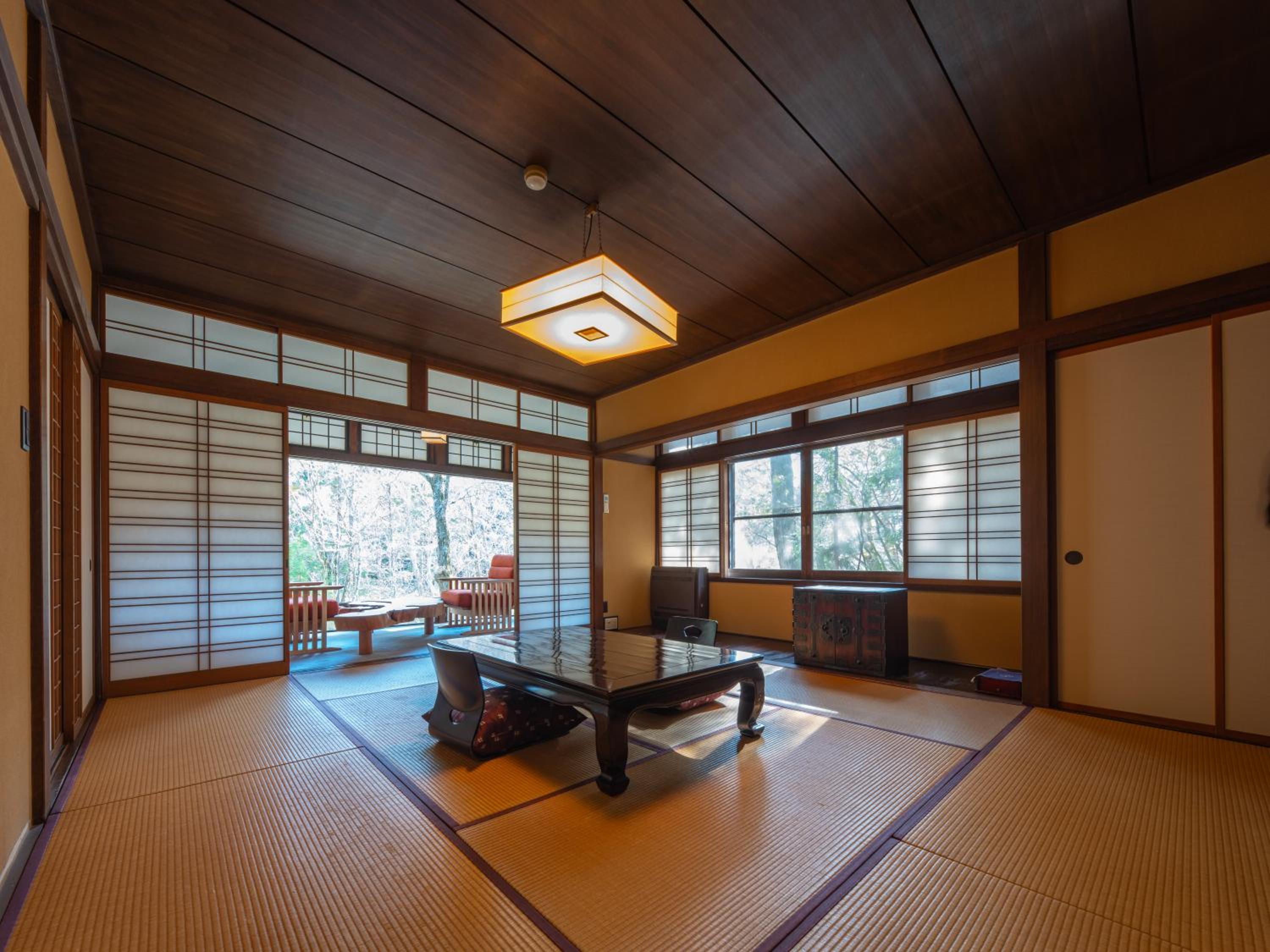 Japanese-Style Deluxe Room