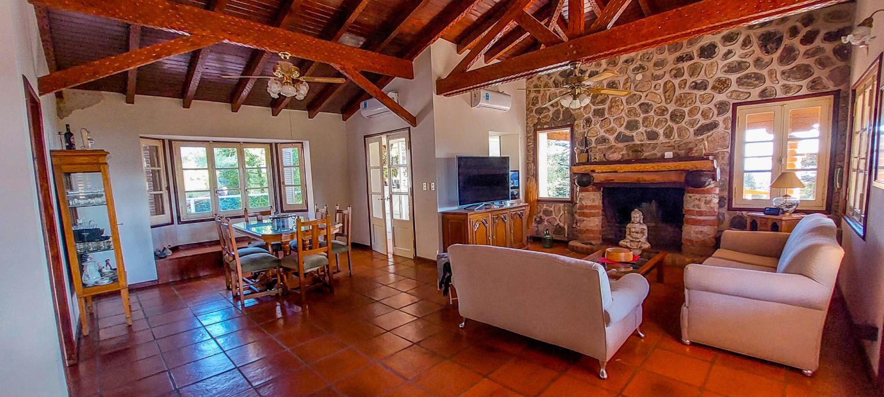 Three-Bedroom House photo 1
