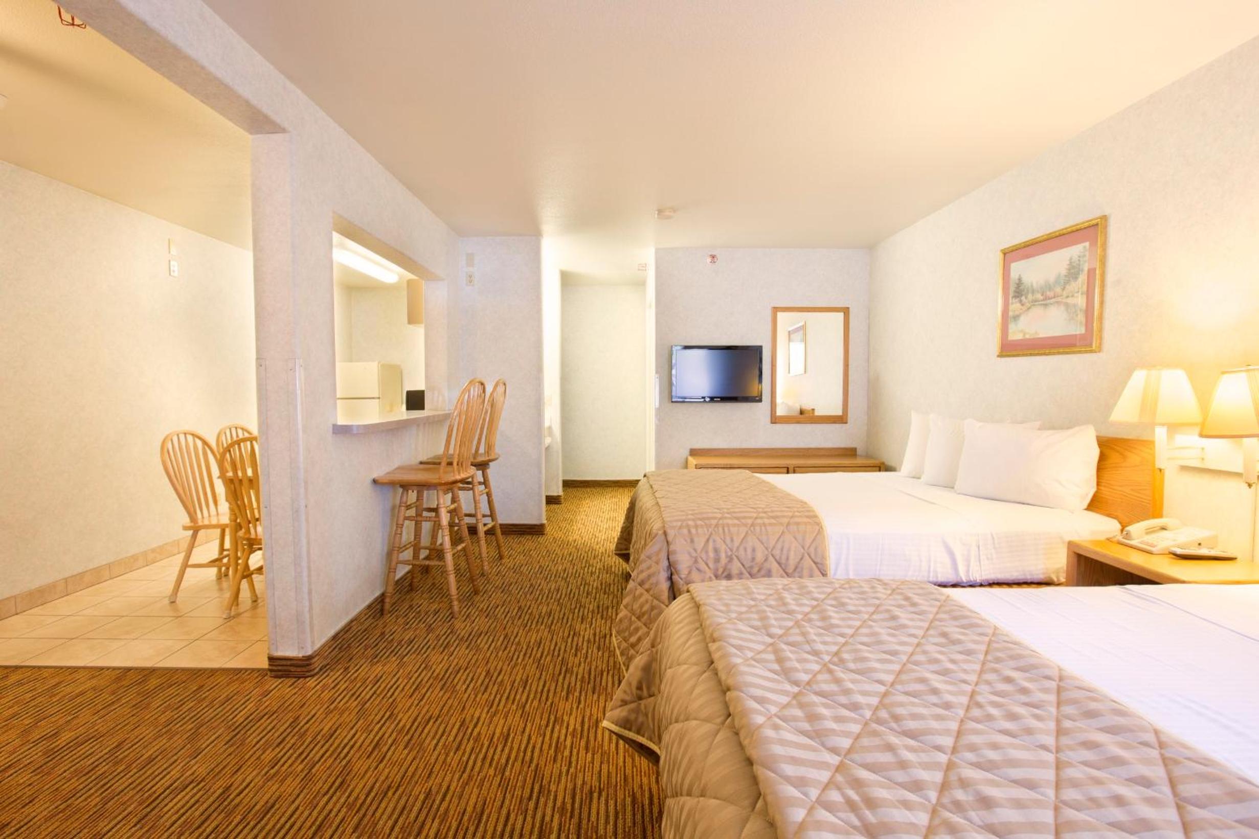 Kitchenette 1 Room Suite photo 2