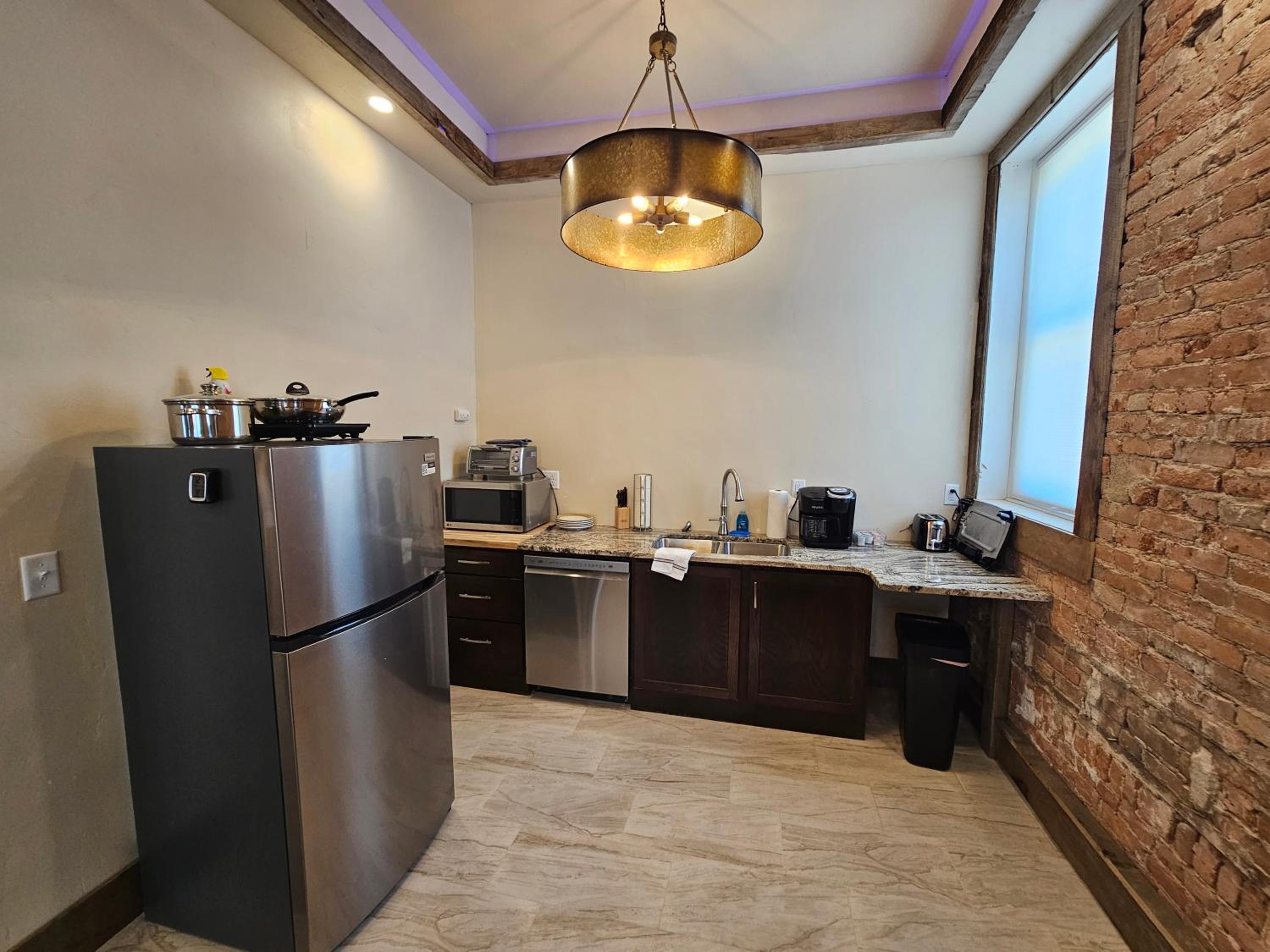 Superior Studio - Photo 13
