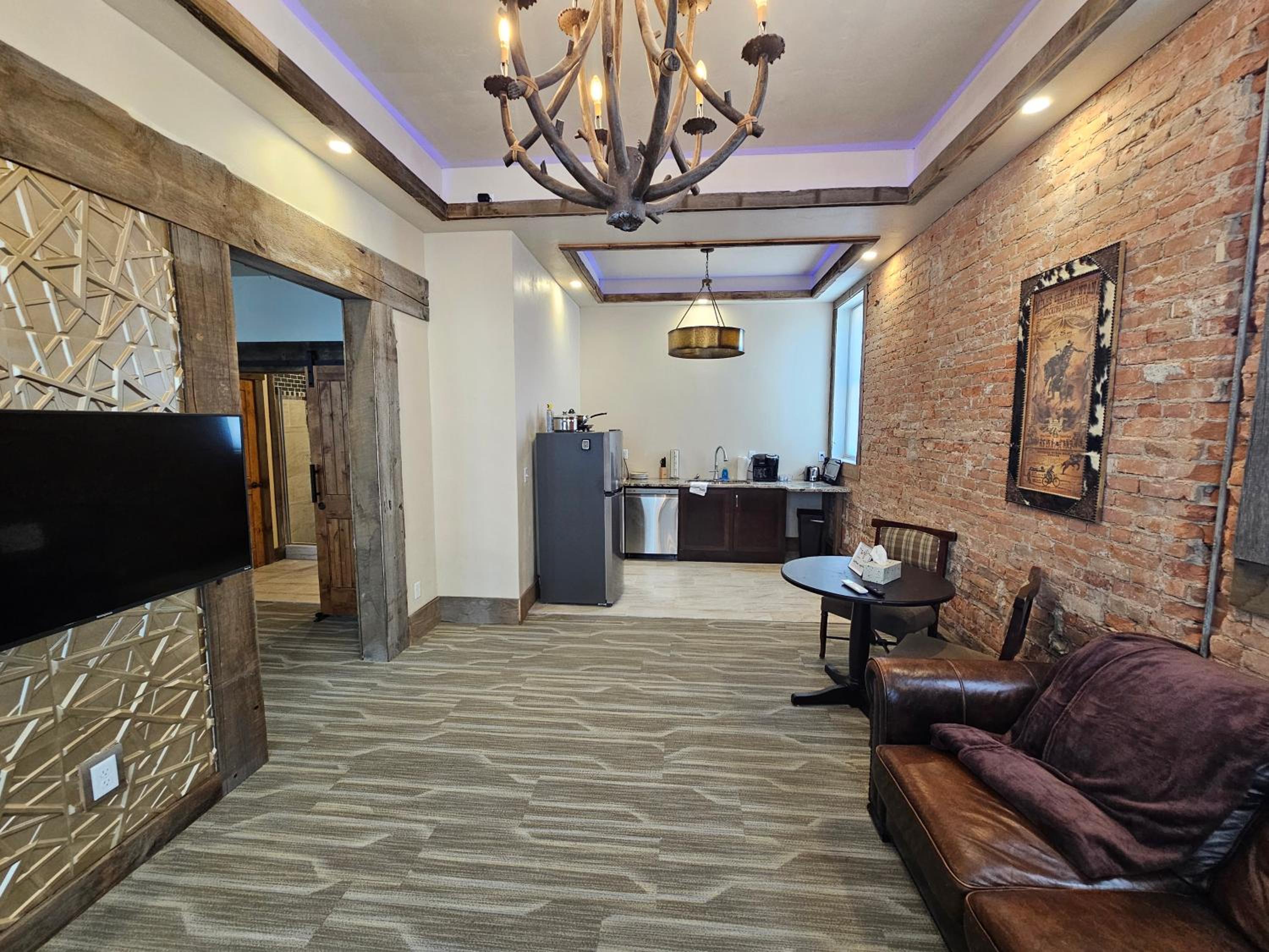 Superior Studio - Photo 10