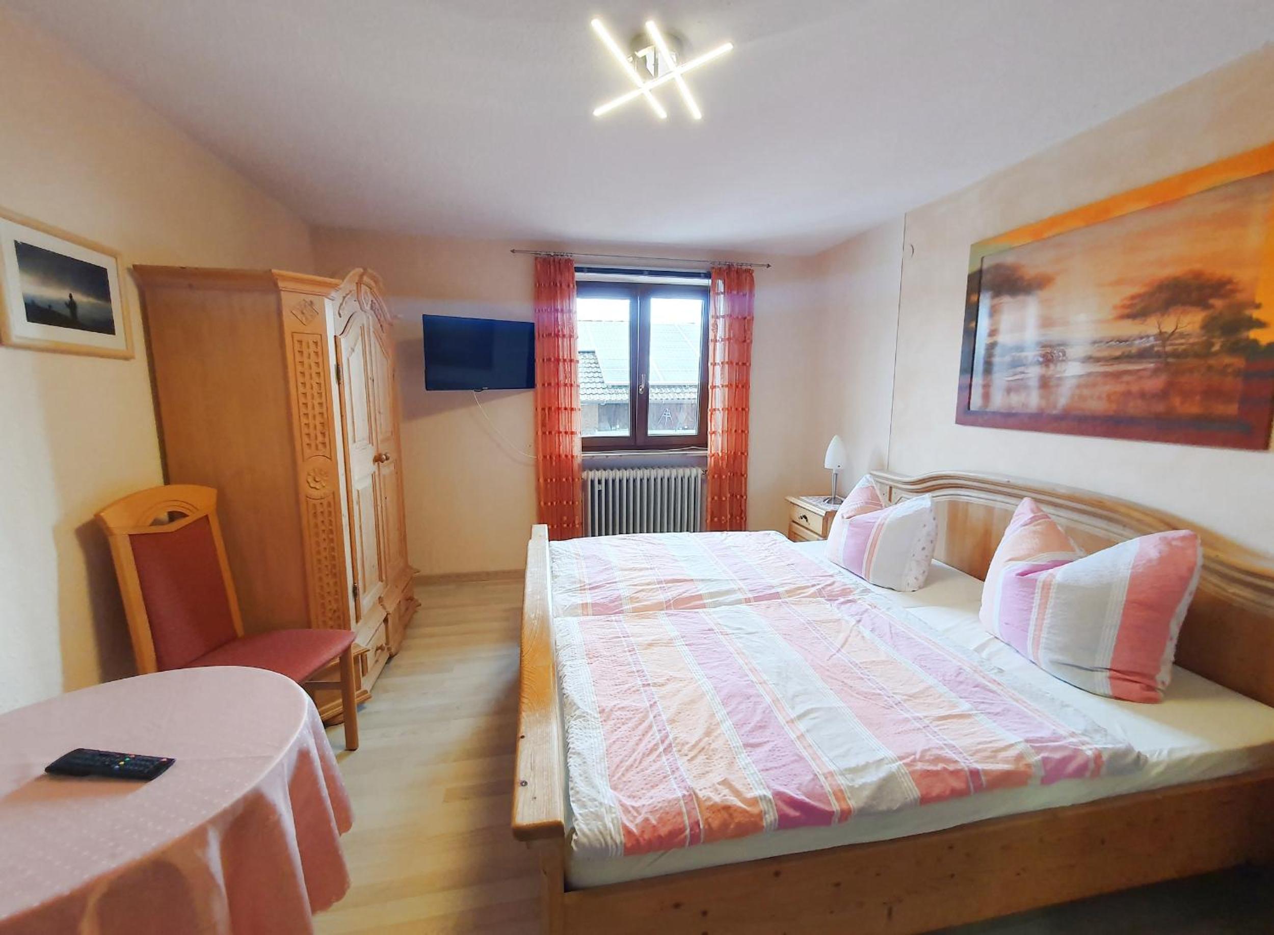 Budget Double Room photo 1