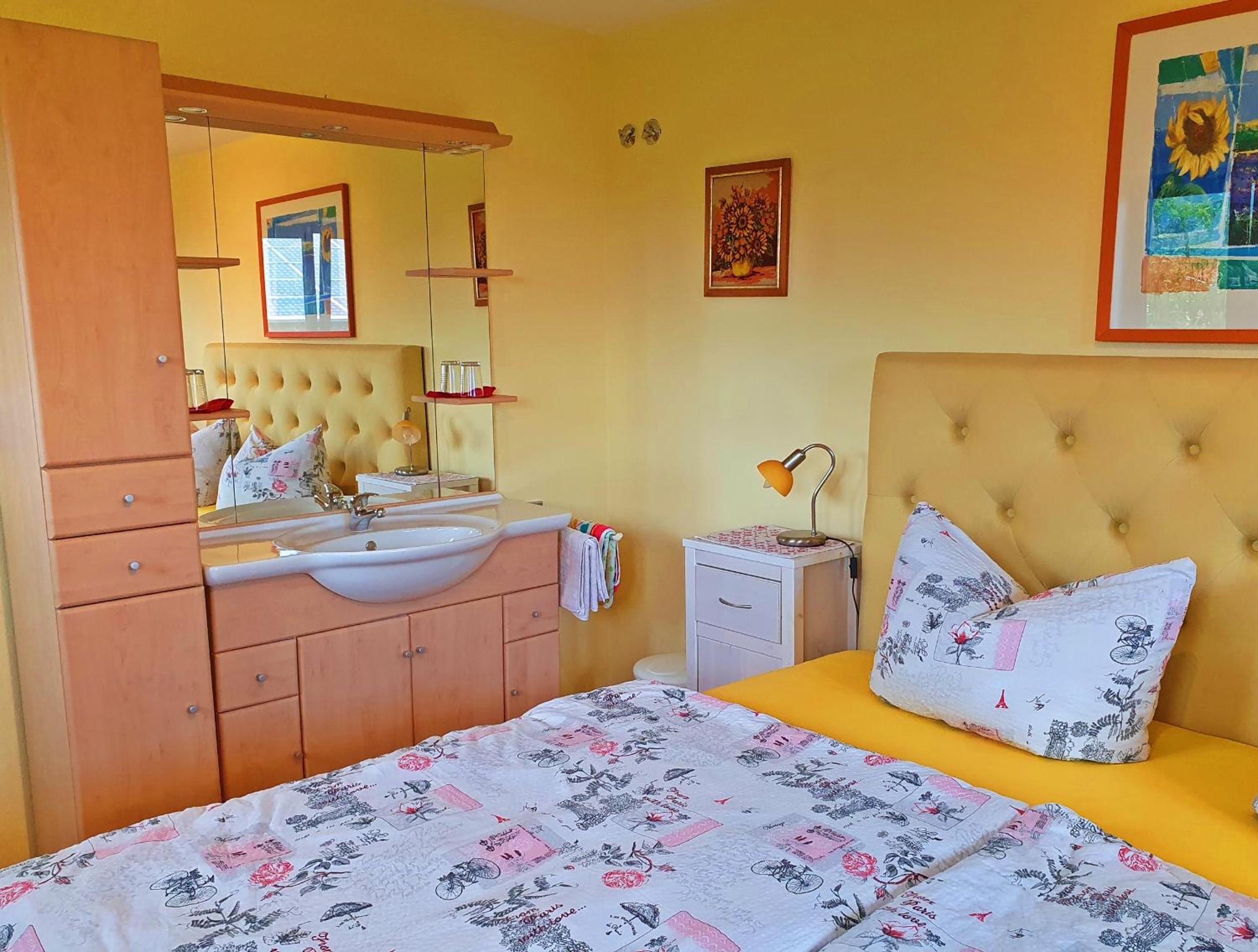 Standard Double Room photo 3