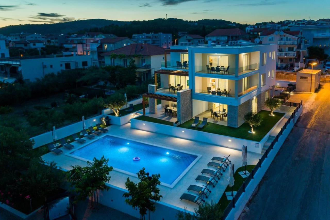 Penthouse Apartment photo 2