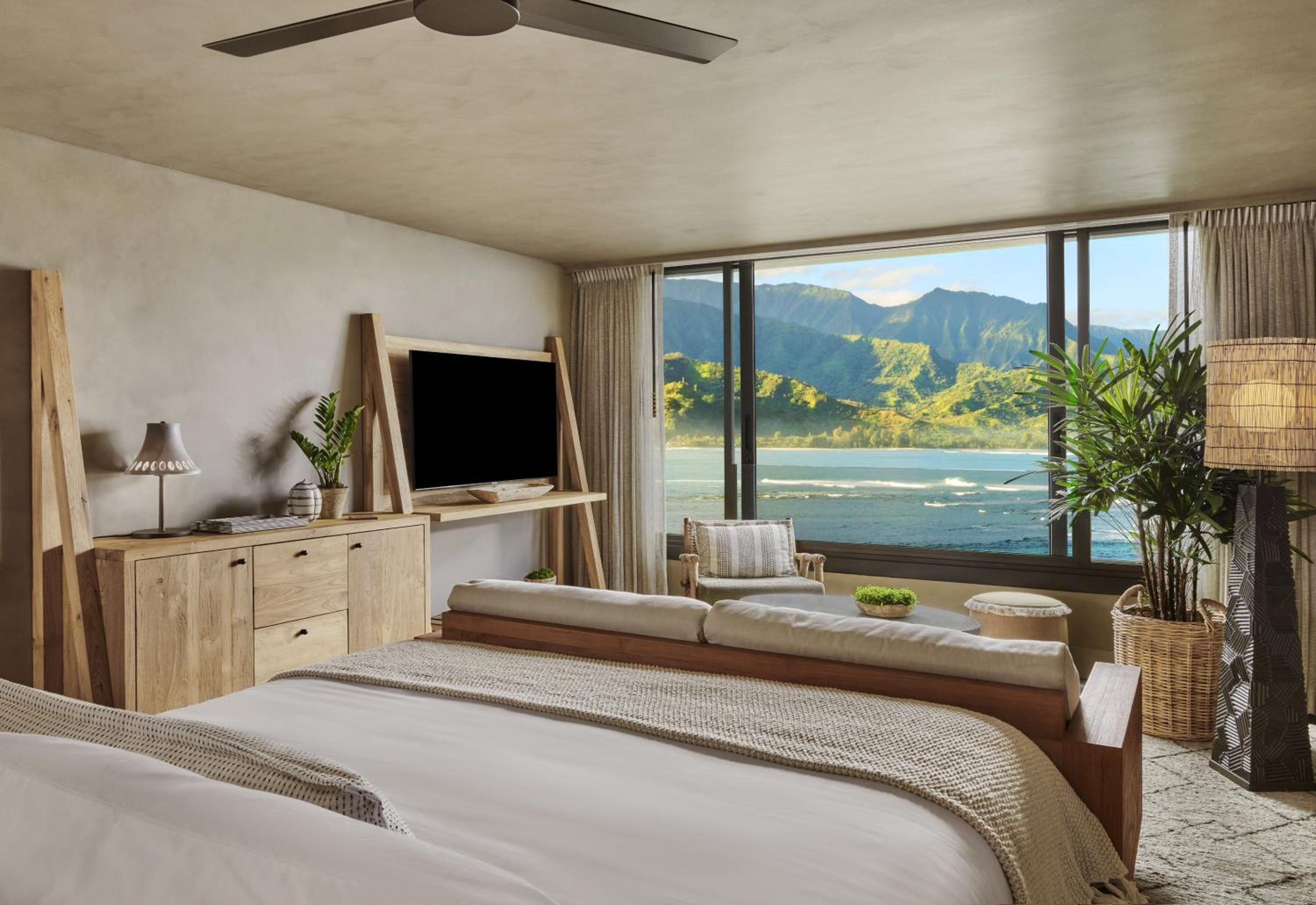 Panoramic Ocean View King