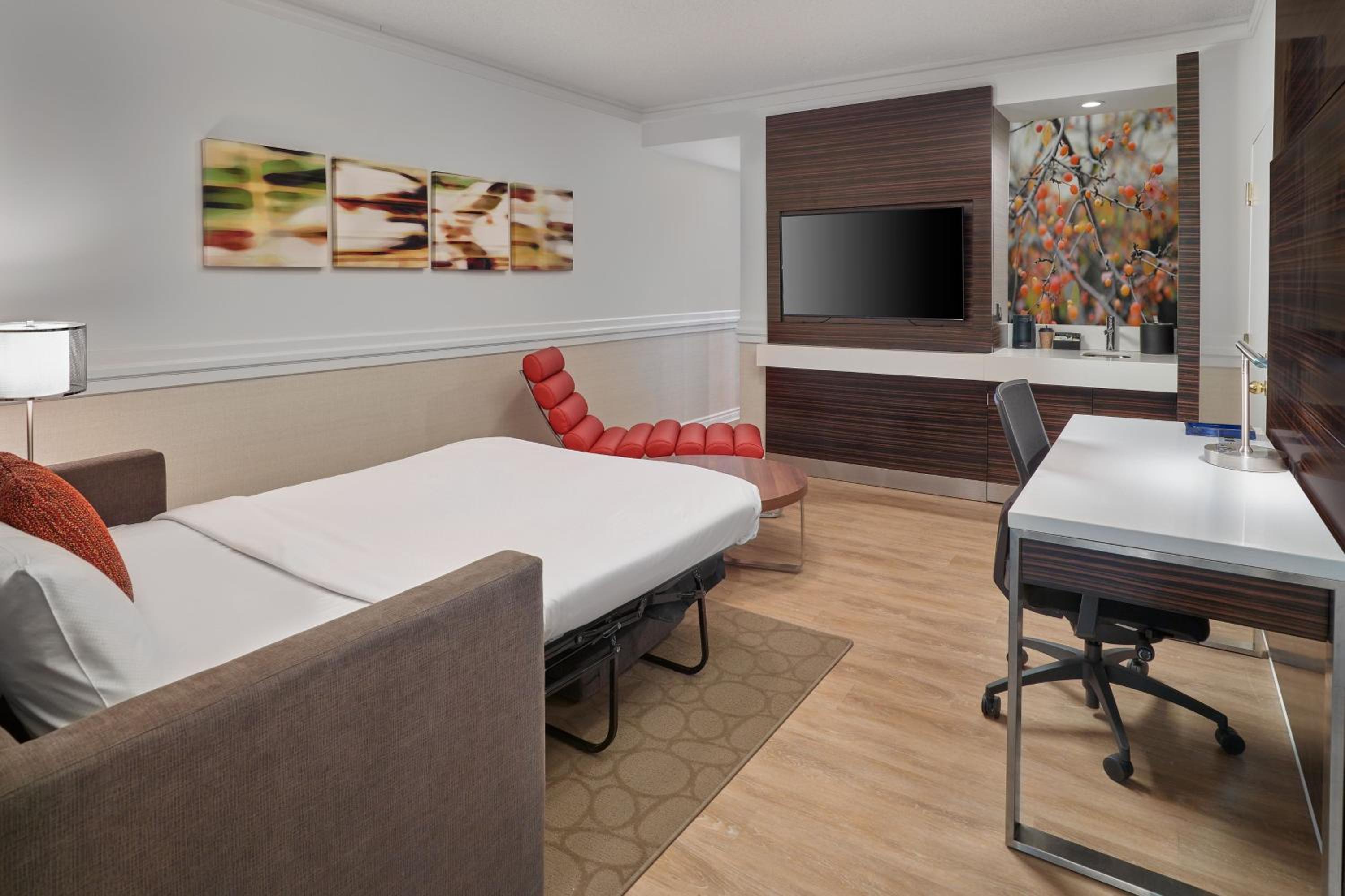 One-Bedroom King Suite - Photo 1