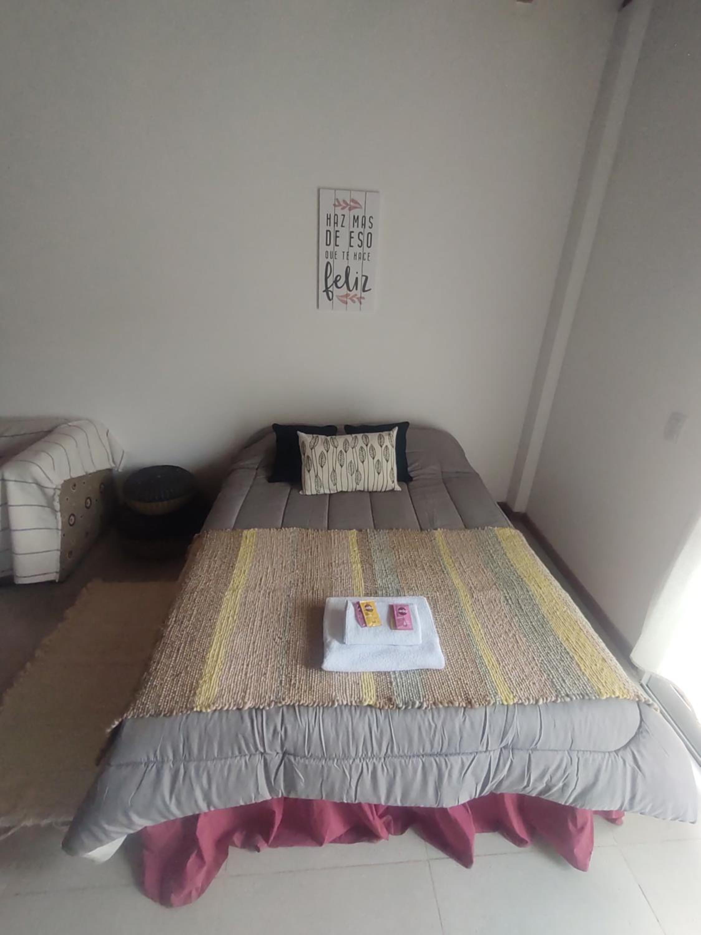 One-Bedroom Apartment photo 1