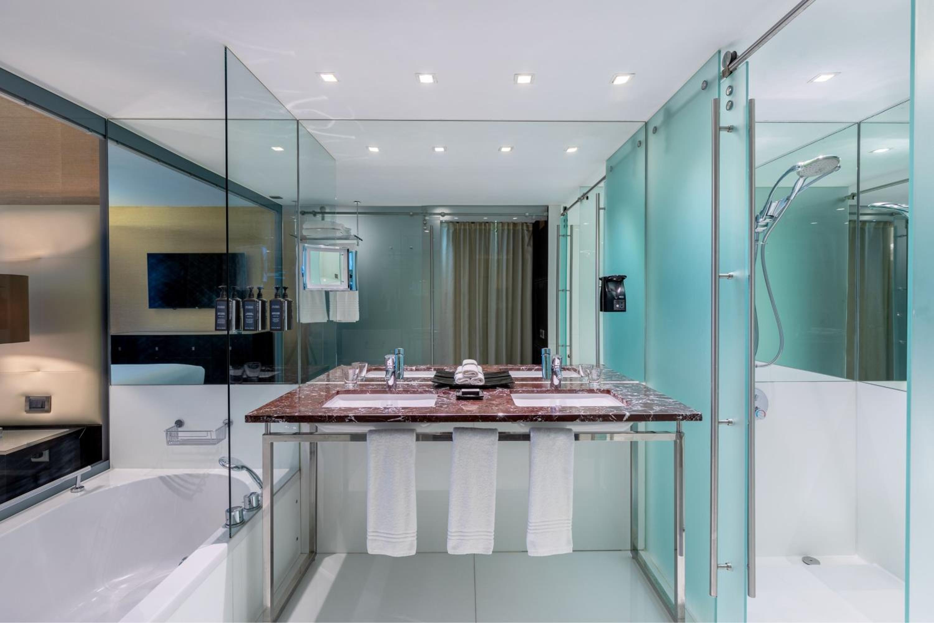 Executive Suite, Club lounge access, 2 Twin/Single Bed(s) - Photo 7