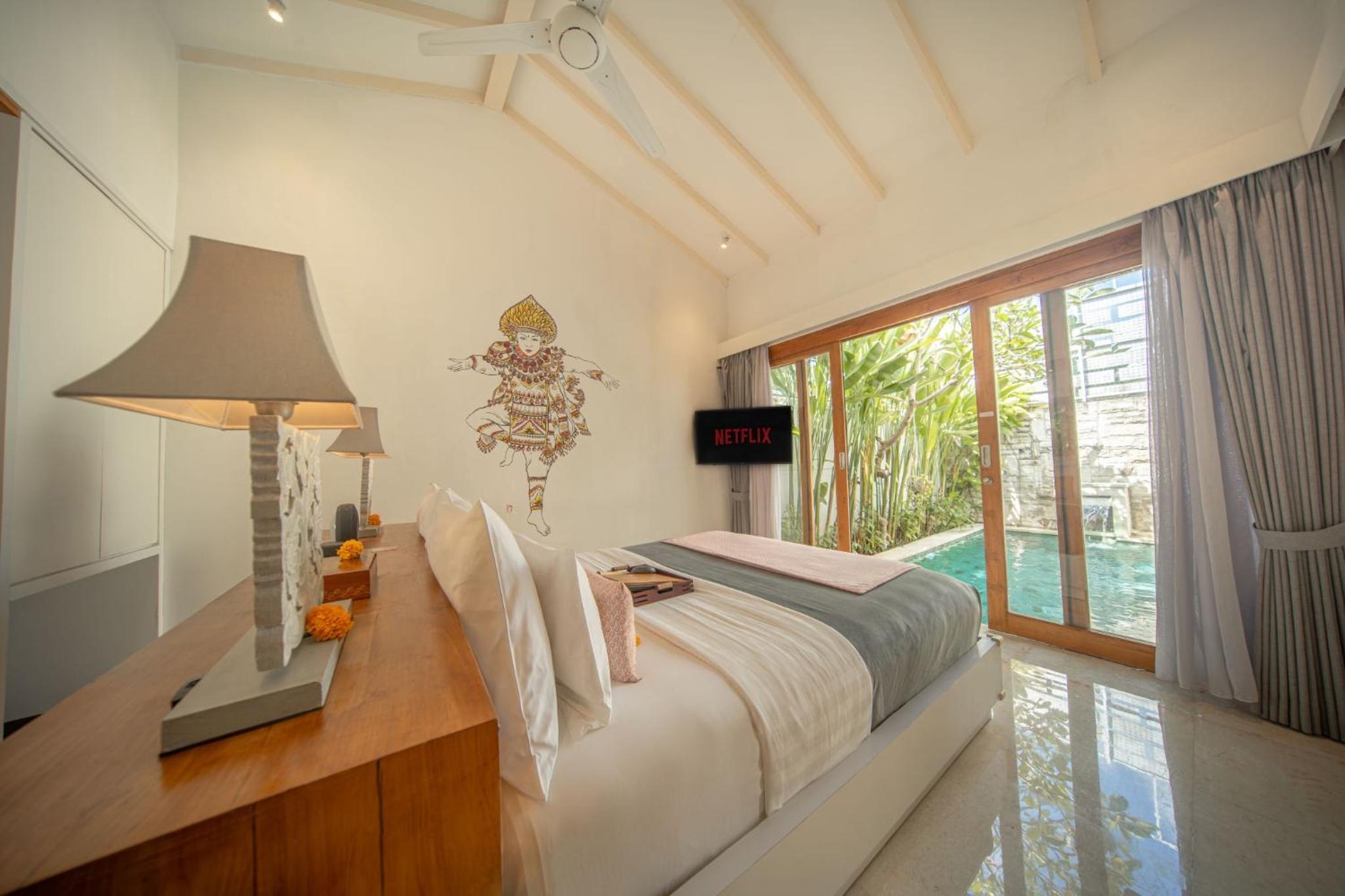 One-Bedroom Villa with Private Pool - Photo 26