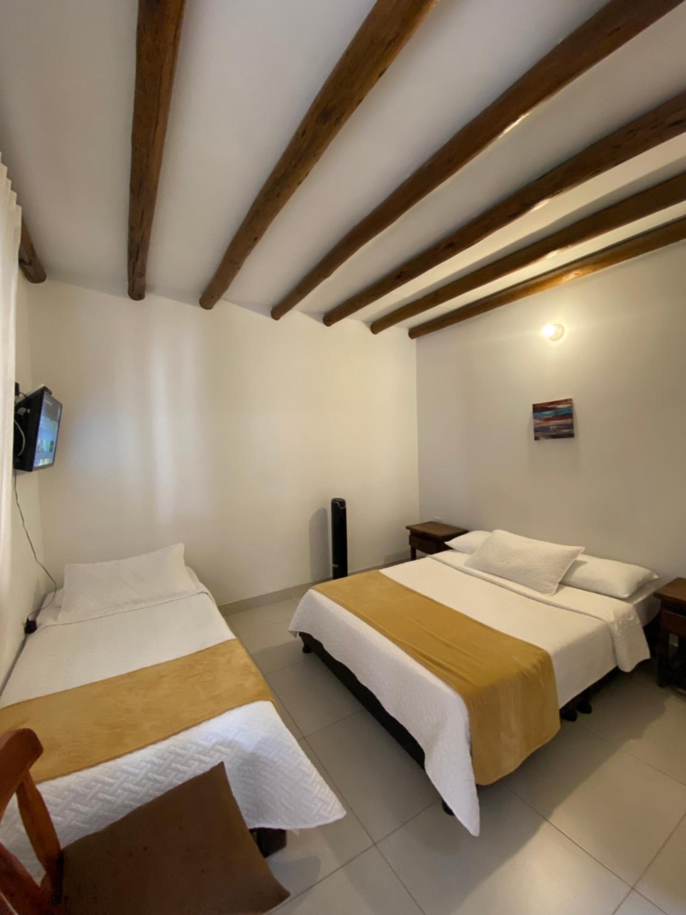 Triple Room with Private Bathroom photo 3