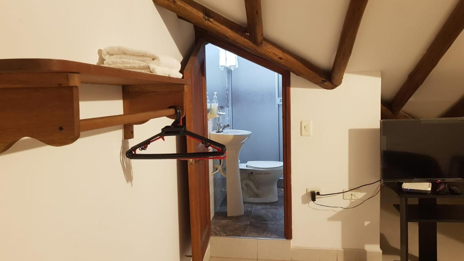Budget Double Room photo 2