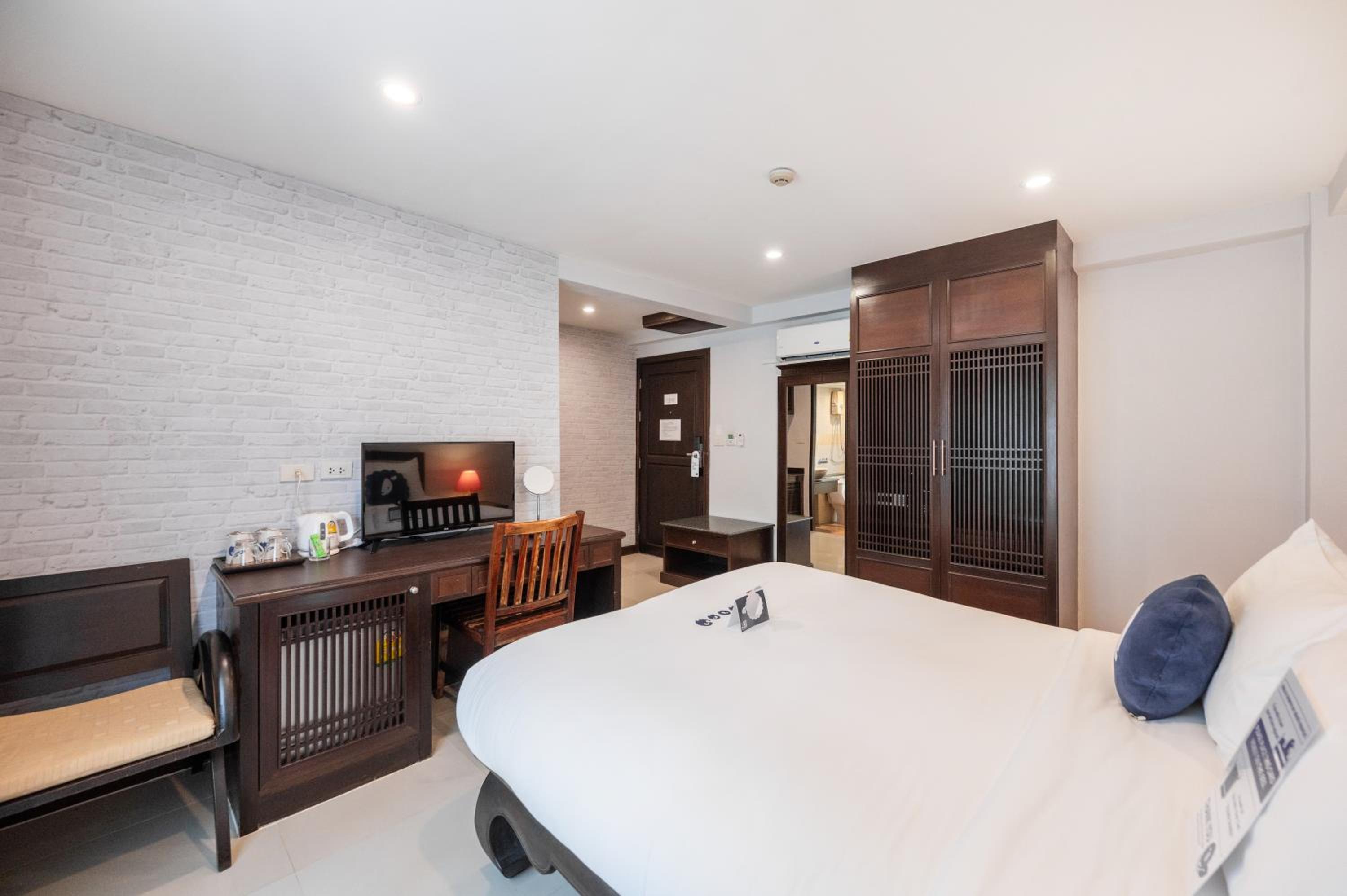 Superior Double Room - Photo 11