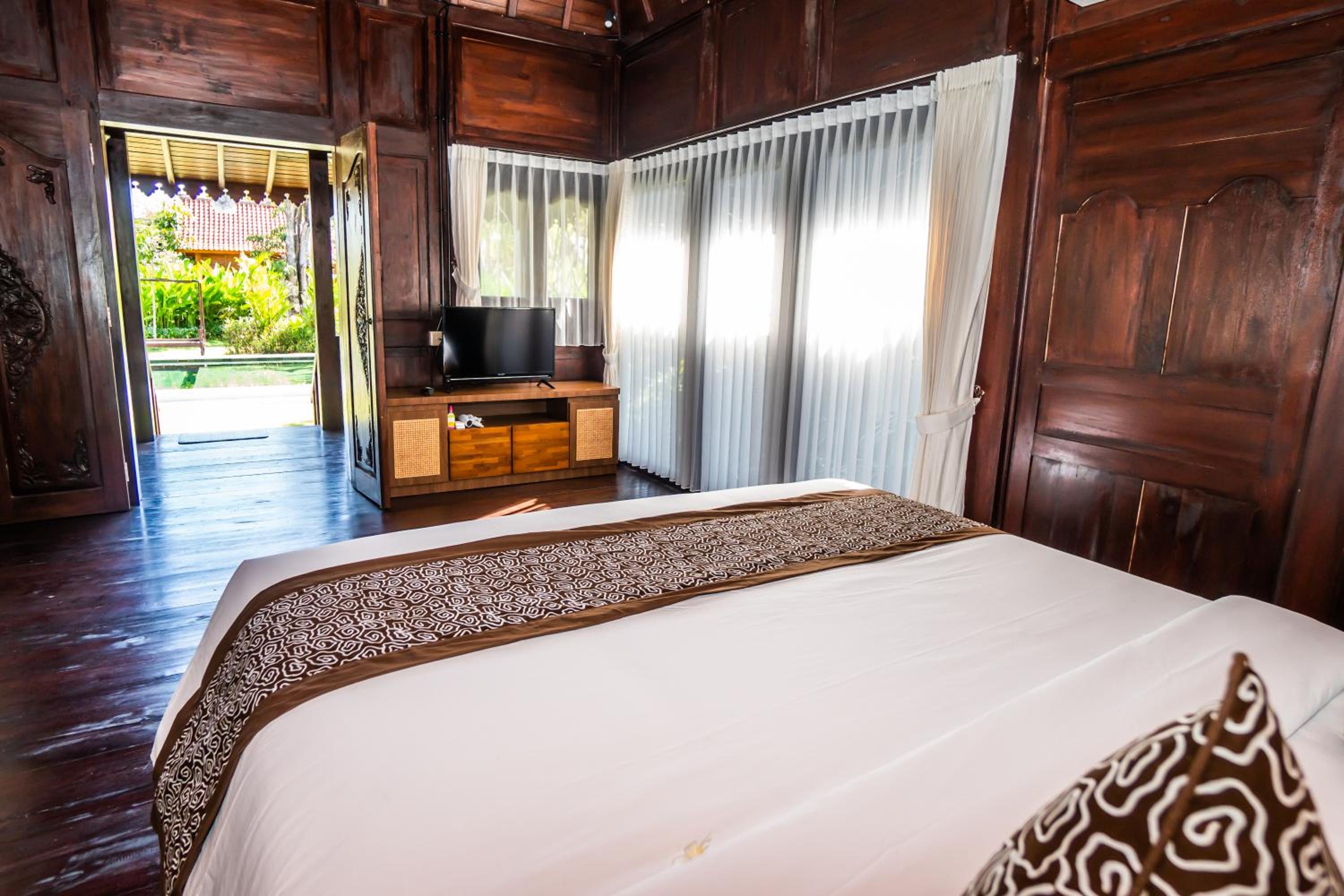 Deluxe Room - Photo 18